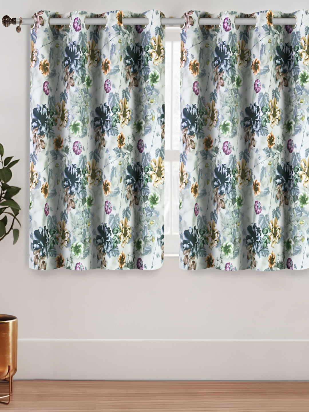 

Aura Blue & Green 2 Pieces Floral Printed Room Darkening Window Curtains