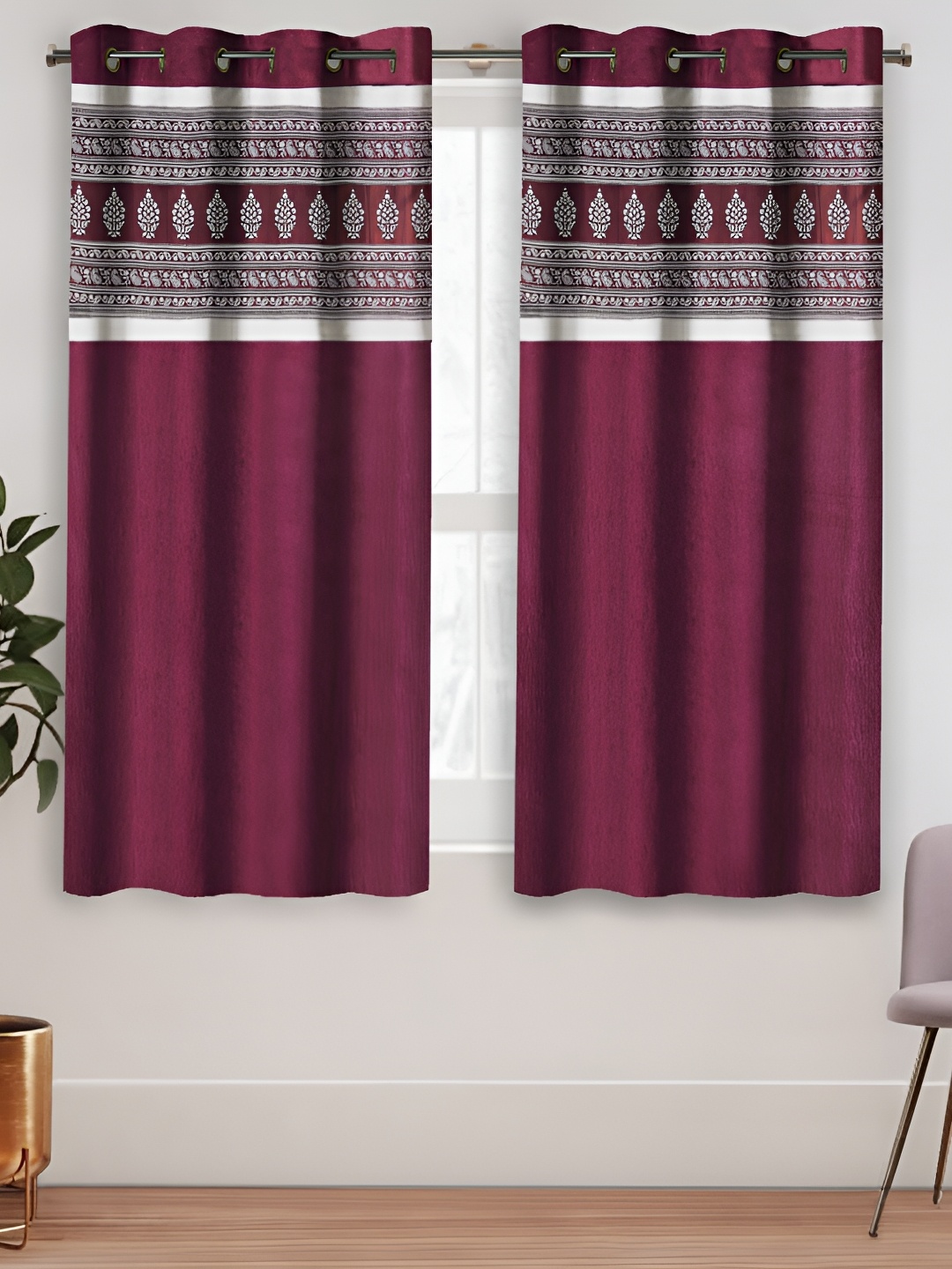 

Aura Maroon & White 2 Pieces Ethnic Motifs Printed Window Curtains