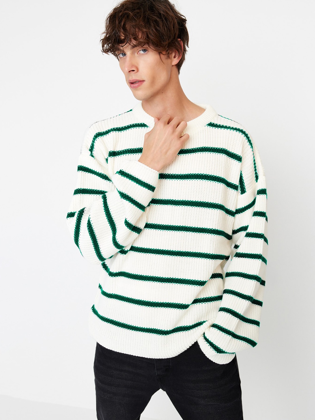 

Trendyol Unisex Striped Pullover Sweater, White