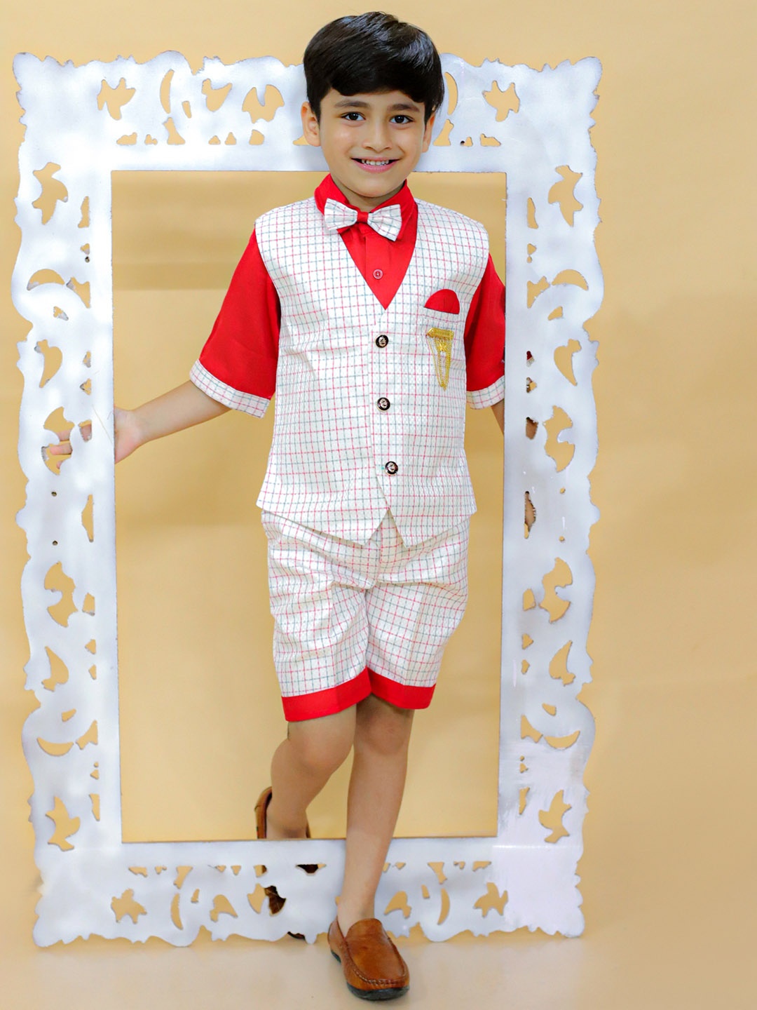 

BAESD Boys Checked Waistcoat Shirt, Bow-Tie & Shorts Four-Piece Suit, Red