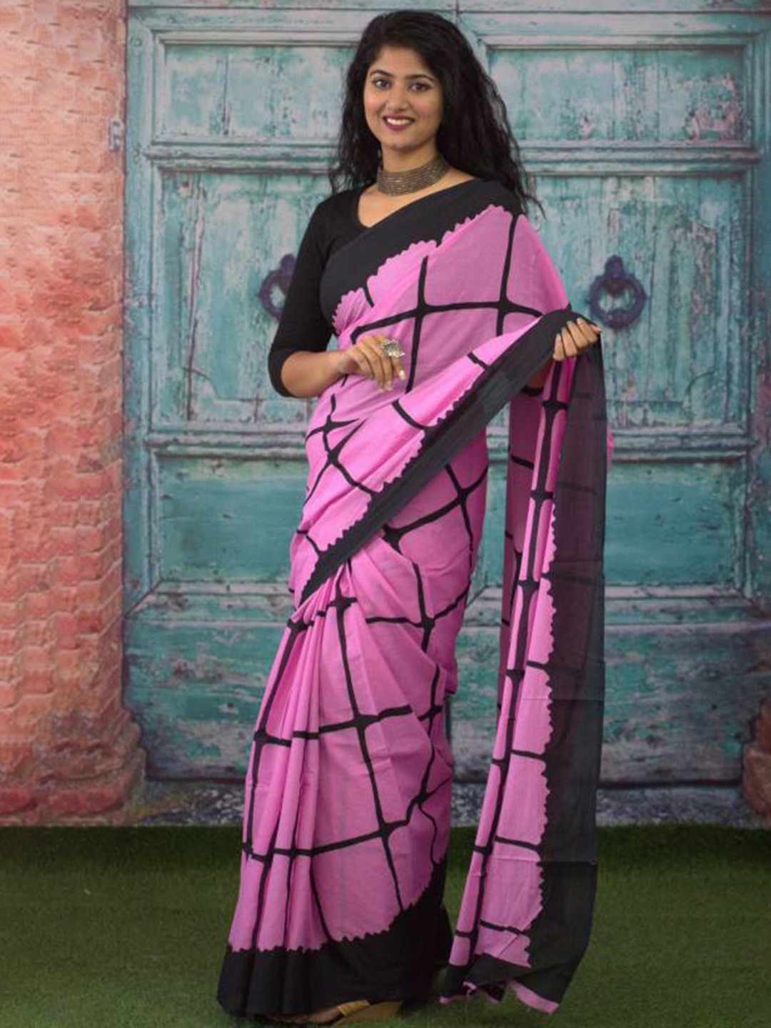

Sanganeri Print Checked Pure Cotton Bagru Saree, Pink