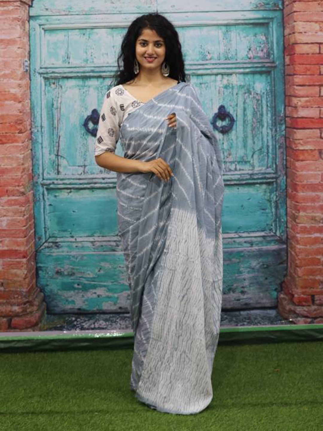 

Sanganeri Print Leheriya Pure Cotton Leheriya Saree, Grey