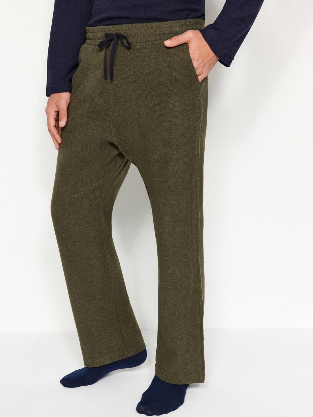

Trendyol Men Mid-Rise Lounge Pants, Green