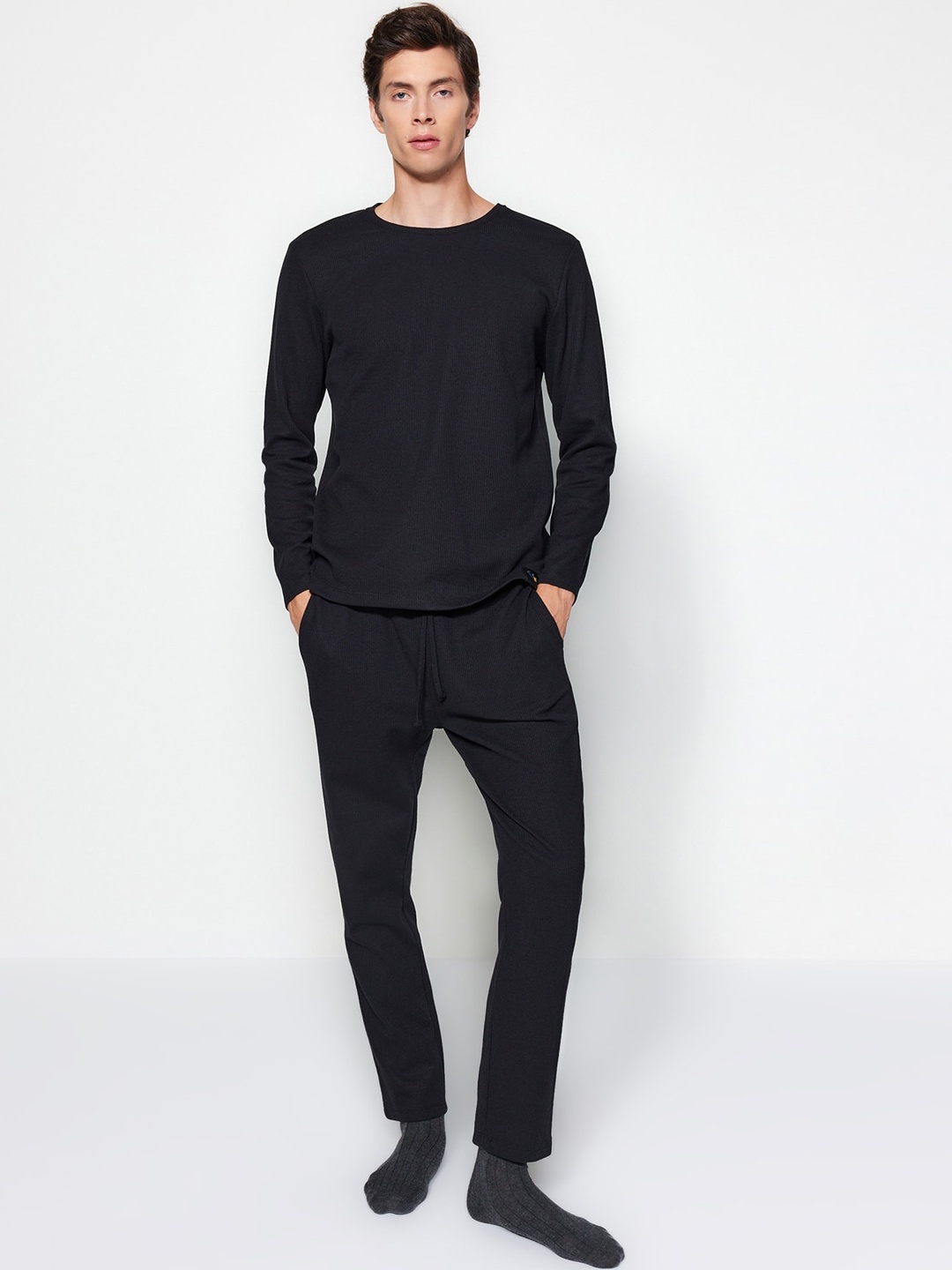 

Trendyol Long Sleeves Night suit, Black