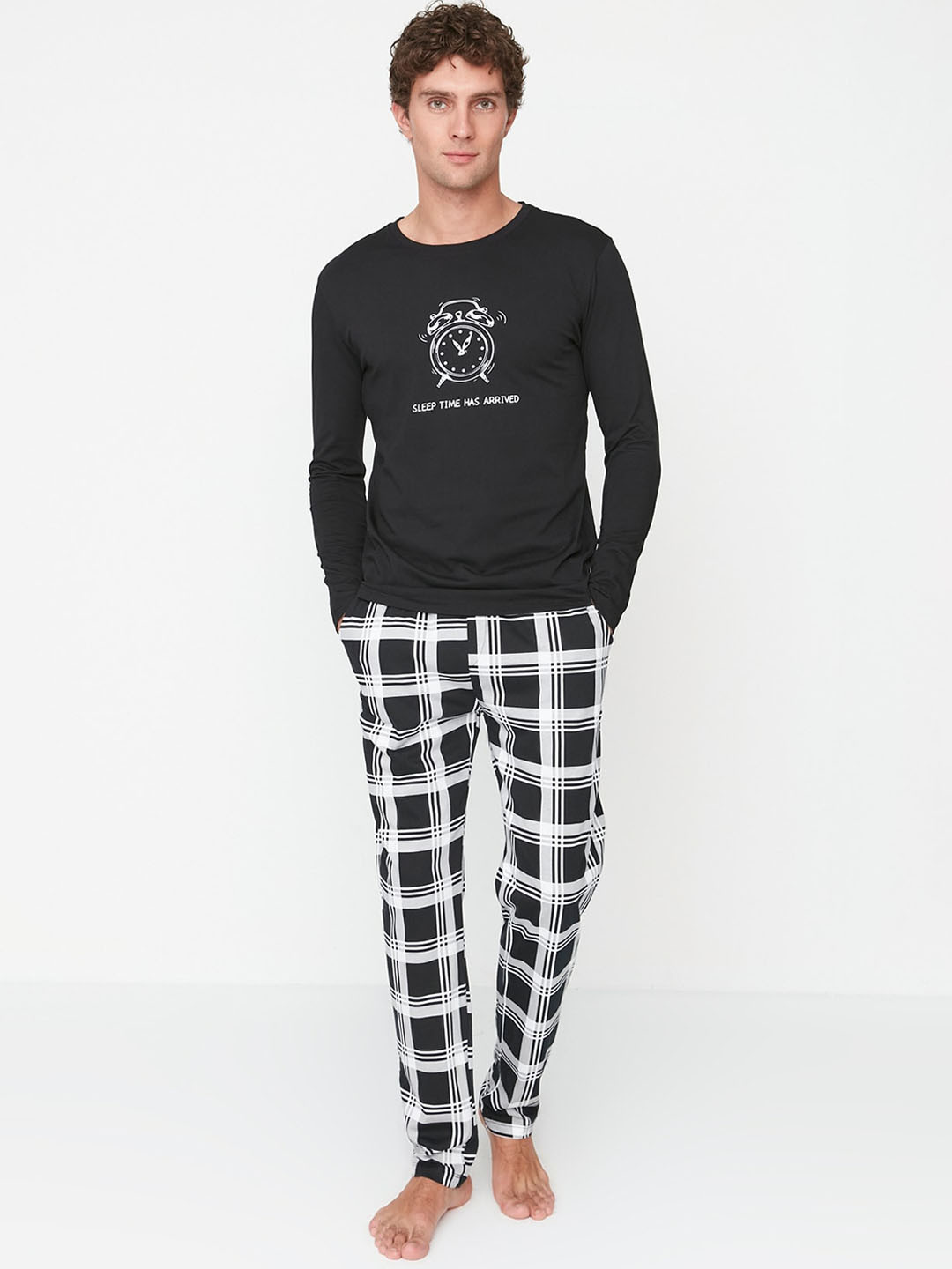 

Trendyol Typography Printed Pure Cotton Night suit, Black