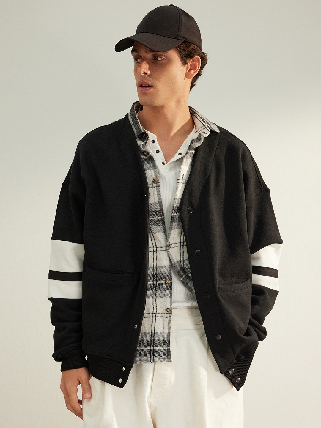 

Trendyol V-Neck Cotton Cardigan, Black