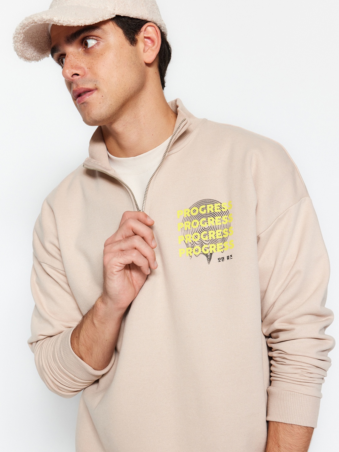 

Trendyol Mock Neck Drop Shoulder Sleeves Pullover, Beige