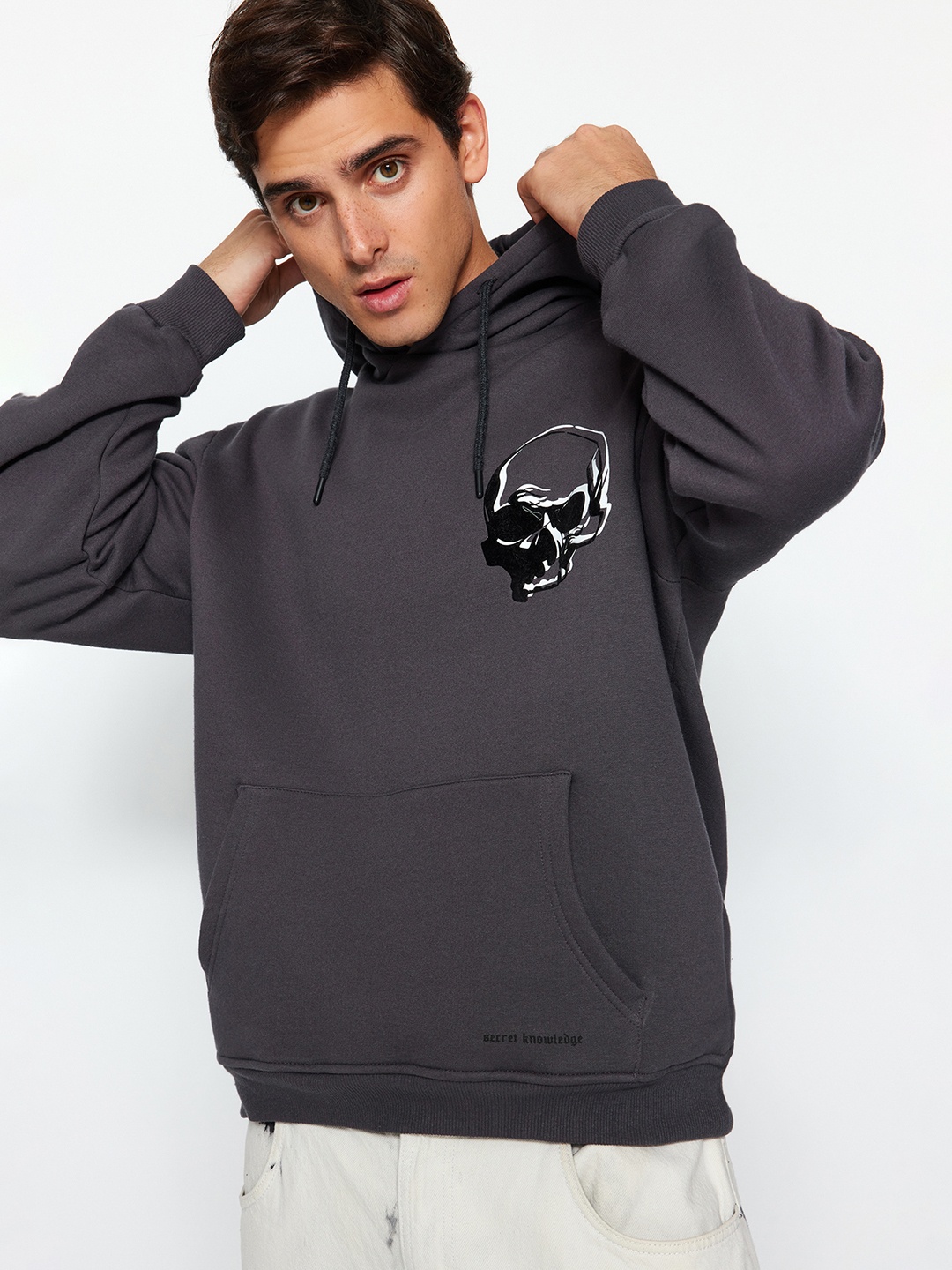 

Trendyol Long Sleeves Pullover, Charcoal