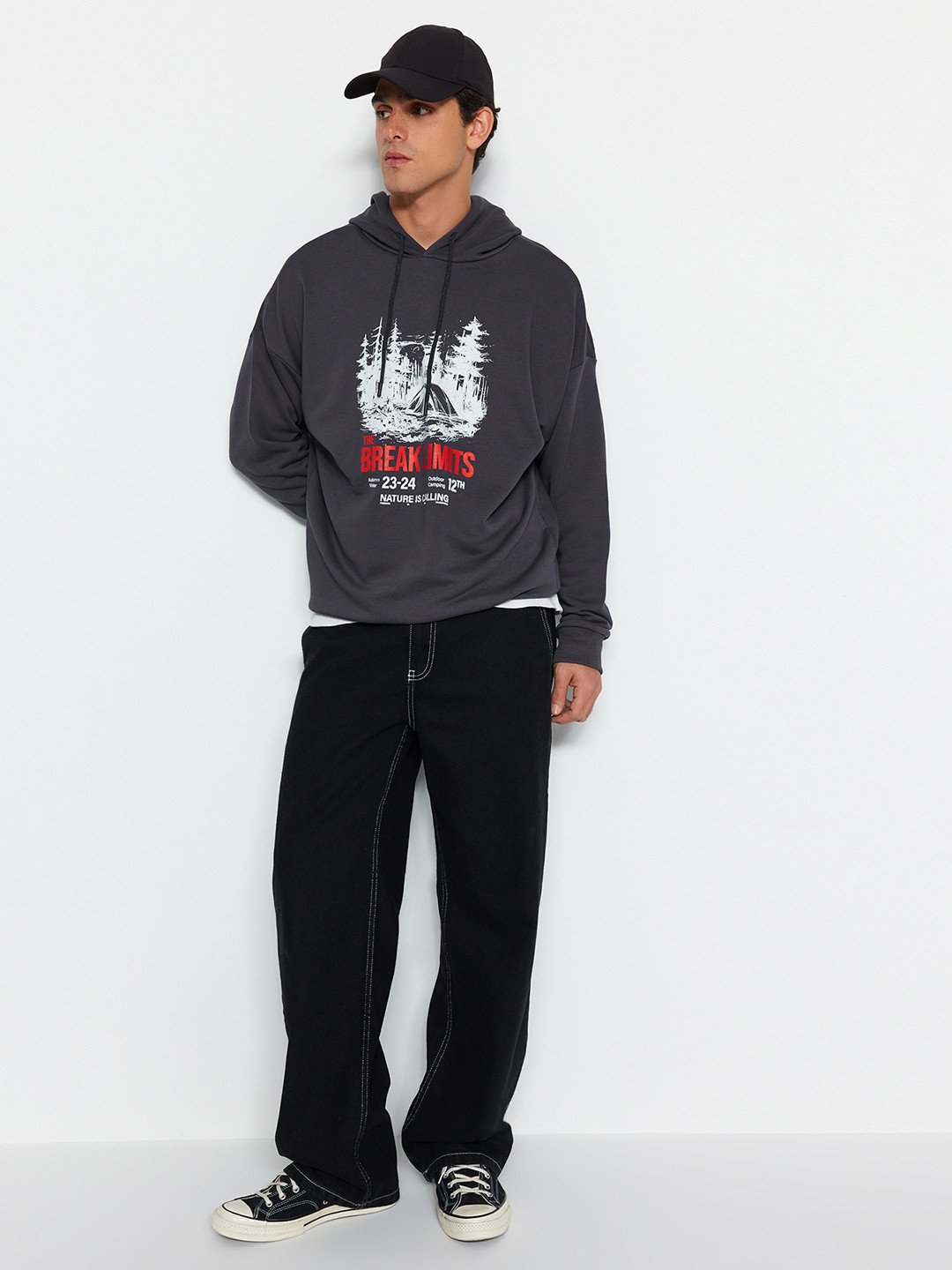 

Trendyol Graphic Printed Hooded Sweatshirt, Grey