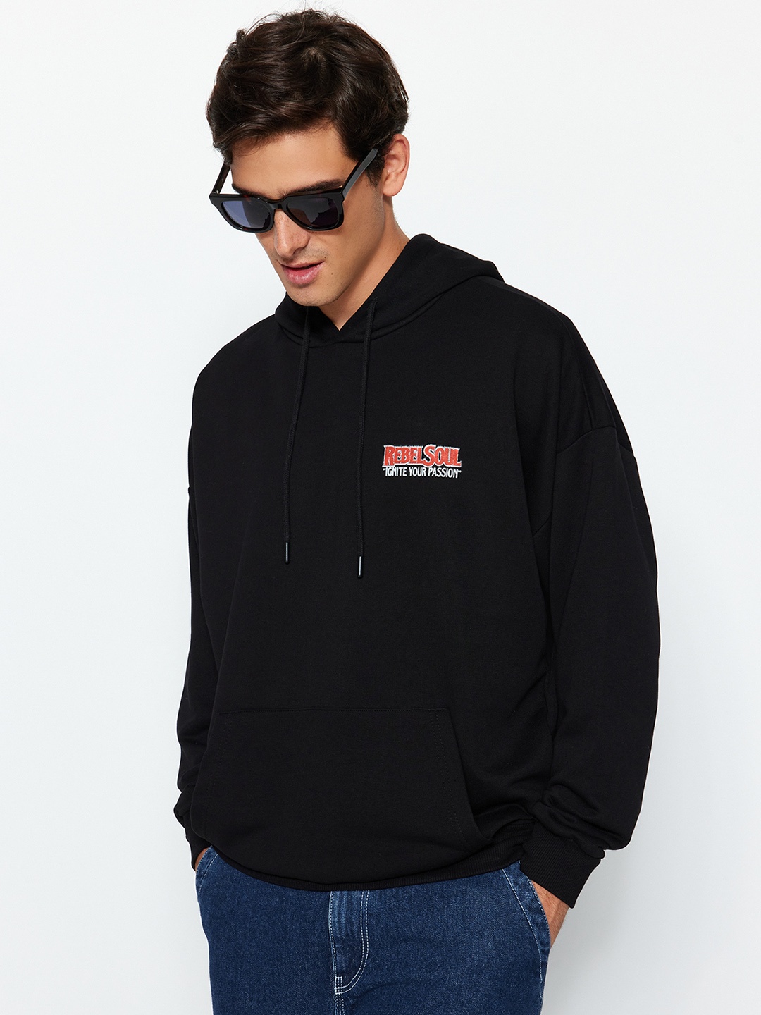 

Trendyol Graphic Printed Hooded Pullover, Black