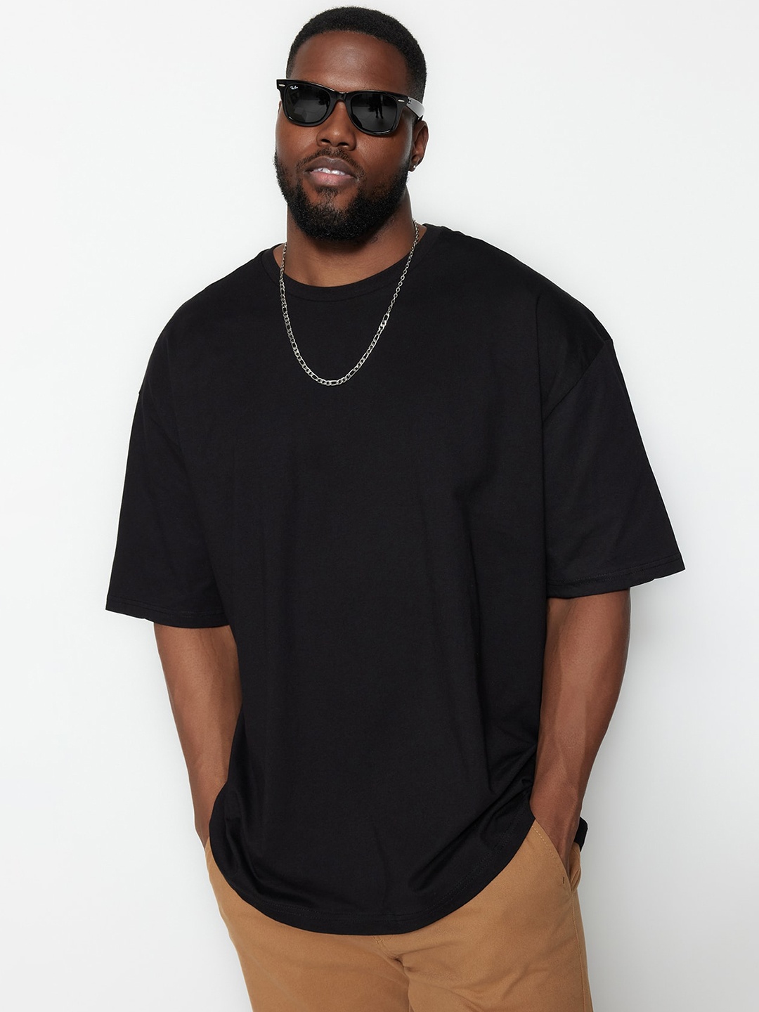 

Trendyol Round Neck Cotton T-shirt, Black