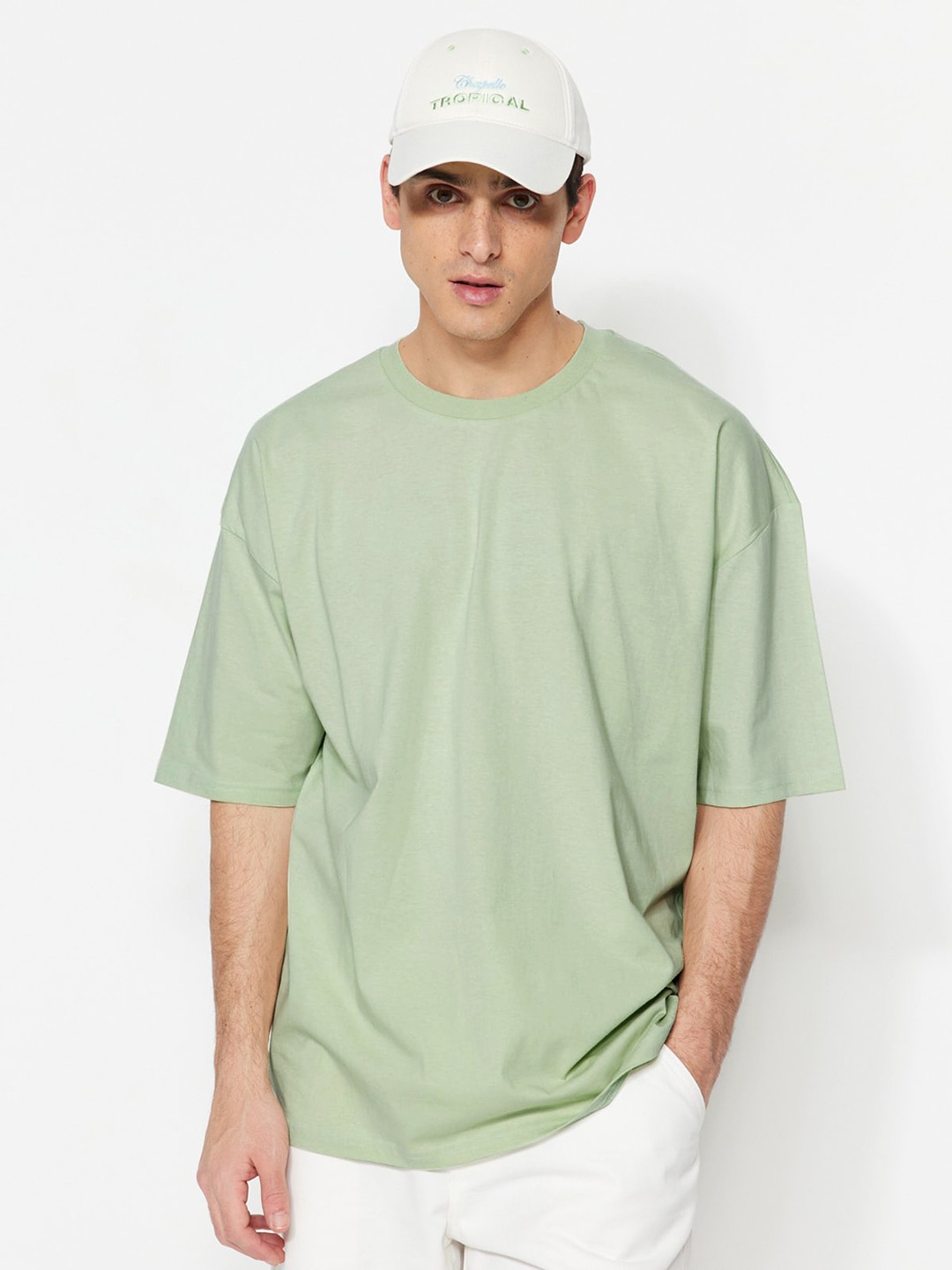 

Trendyol Short Sleeves Round Neck Baggy Cotton T-shirt, Na