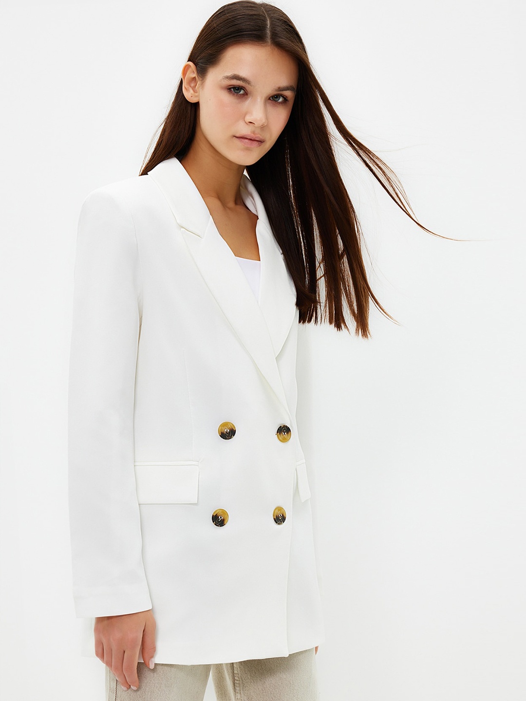 

Trendyol Notched Lapel Double-Breasted Blazer, White