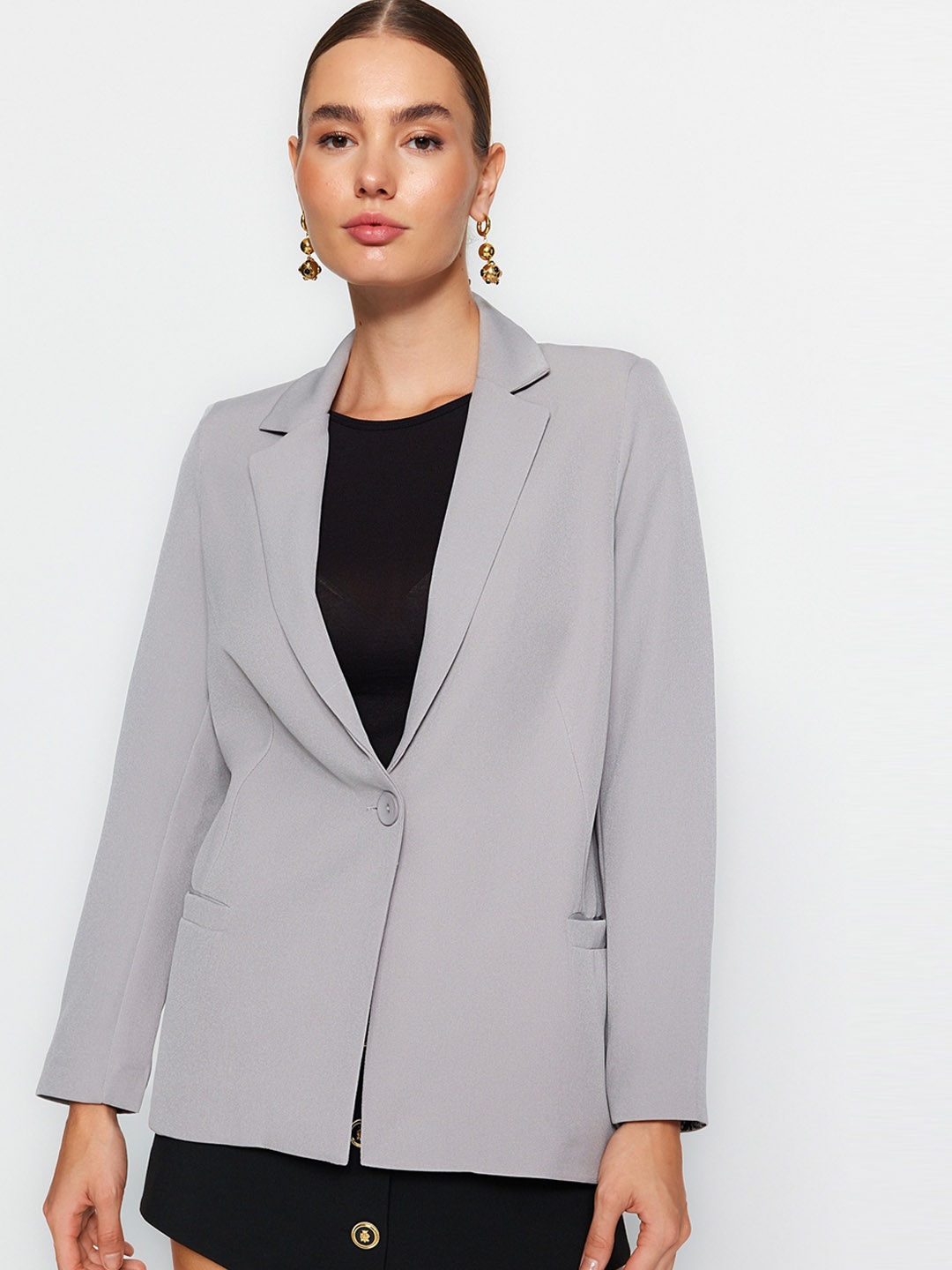 

Trendyol Notched Lapel Collar Single-Breasted Blazer, Na