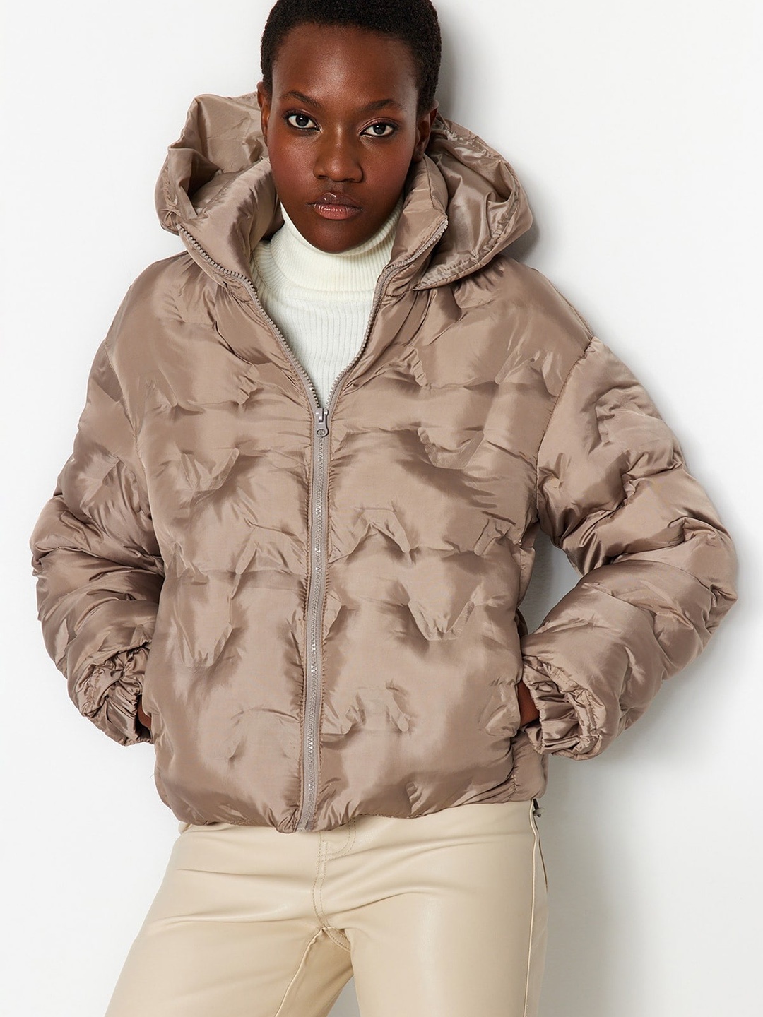 

Trendyol Self Design Hooded Puffer Jacket, Beige