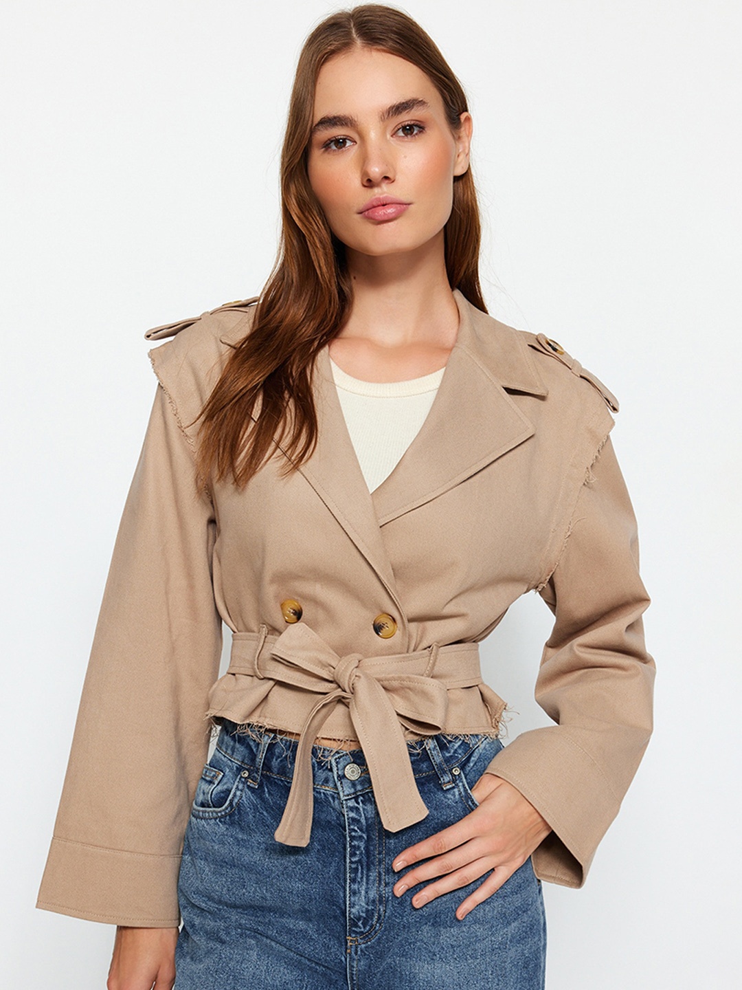 

Trendyol Single-Breasted Notched Lapel Collar Pure Cotton Crop Overcoat, Beige