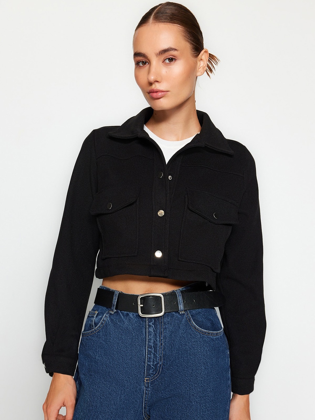 

Trendyol Spread Collar Crop Tailored Jacket, Black