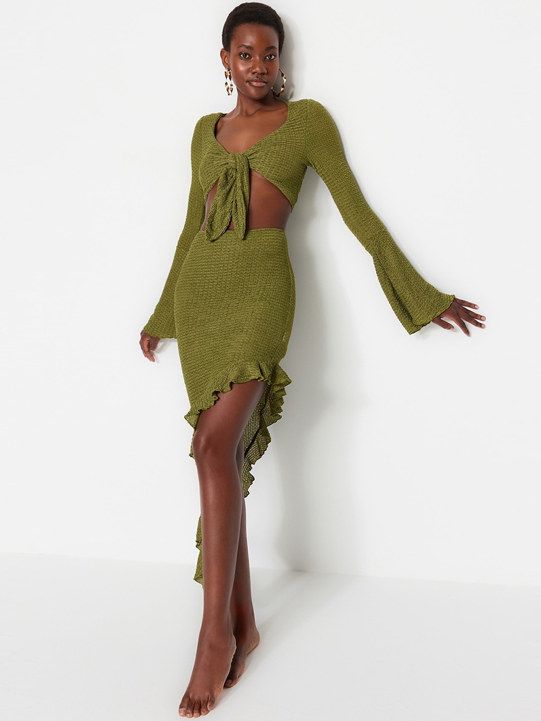 

Trendyol V-Neck Crop Top & Asymmetric Skirt, Green
