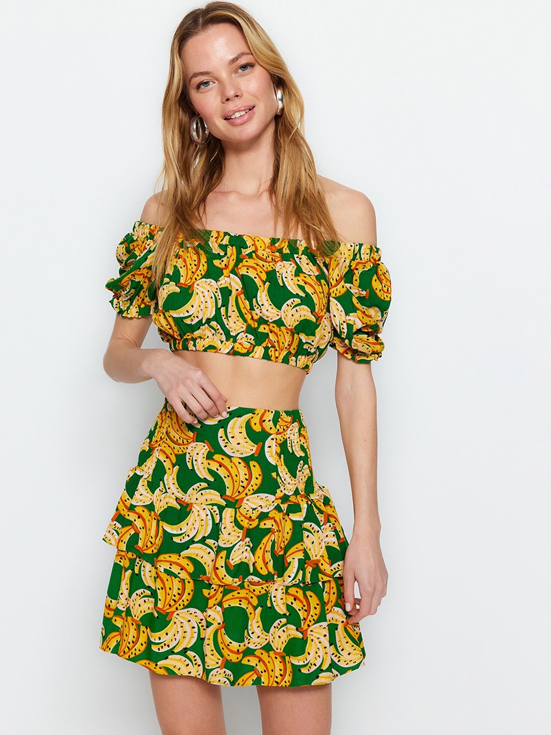 

Trendyol Conversational Printed Off Shoulder Crop Top With Skirt, Green