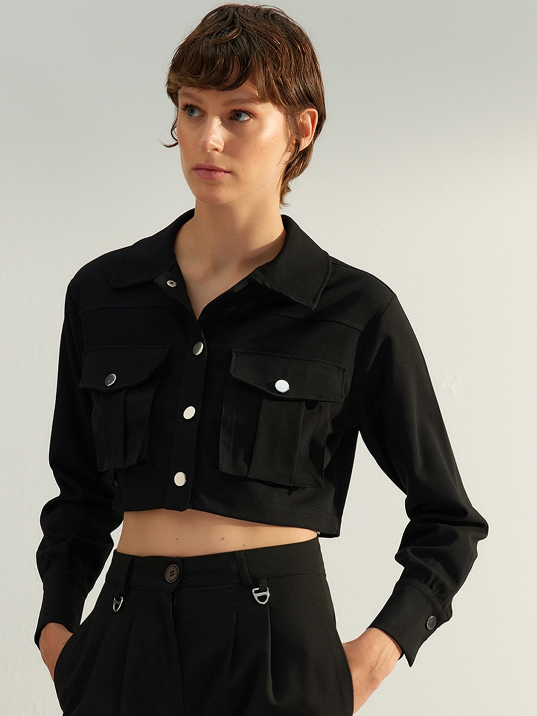 

Trendyol Spread Collar Crop Tailored Jacket, Black