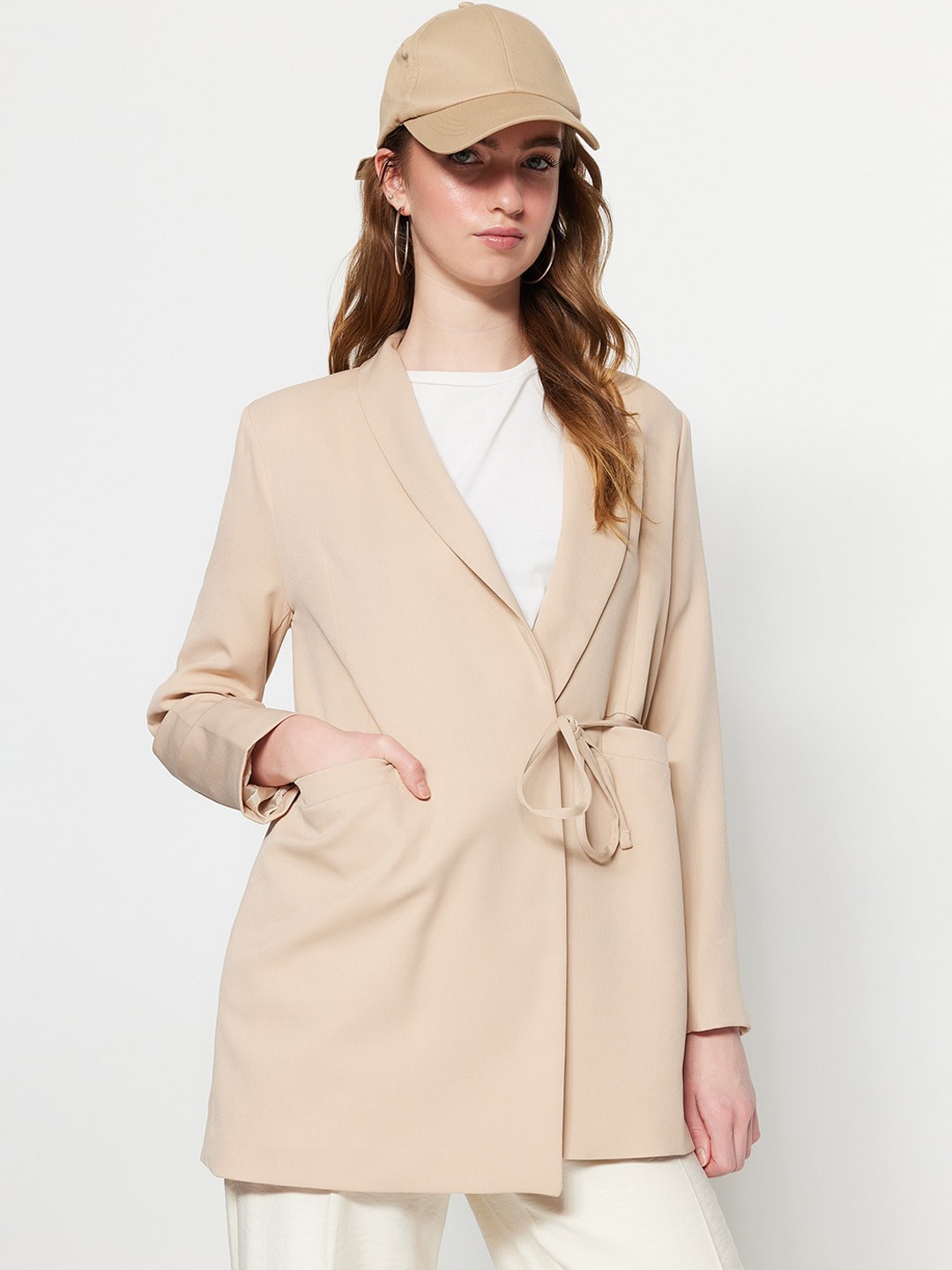 

Trendyol Shawl Collar Long Sleeves Overcoat, Beige