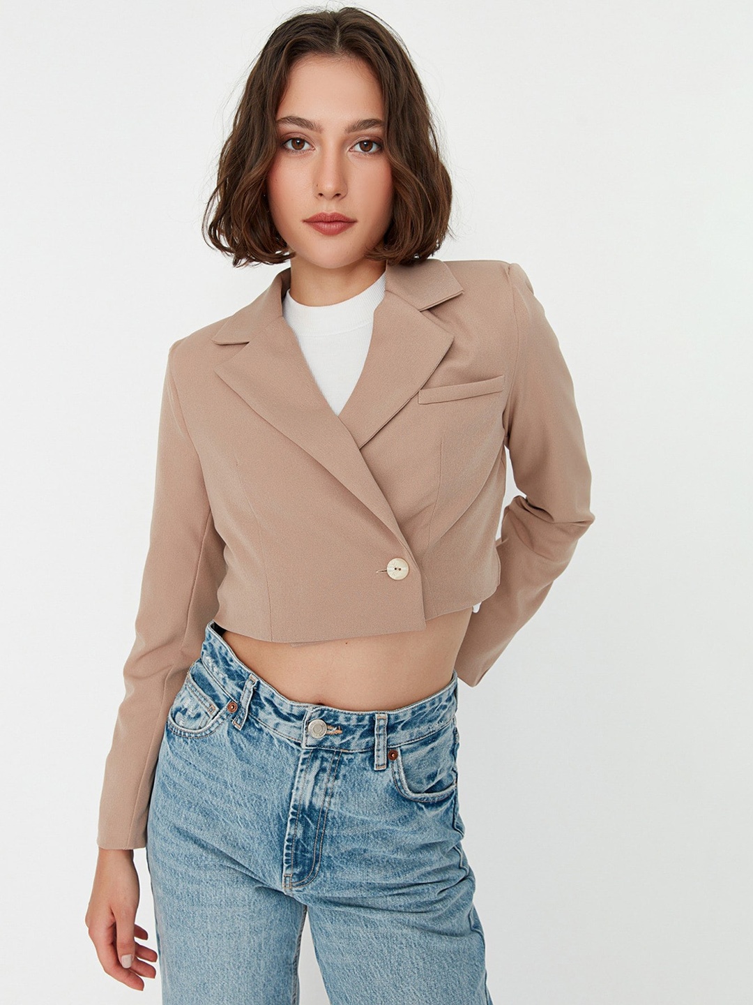 

Trendyol Lapel Collar Crop Tailored Jacket, Beige