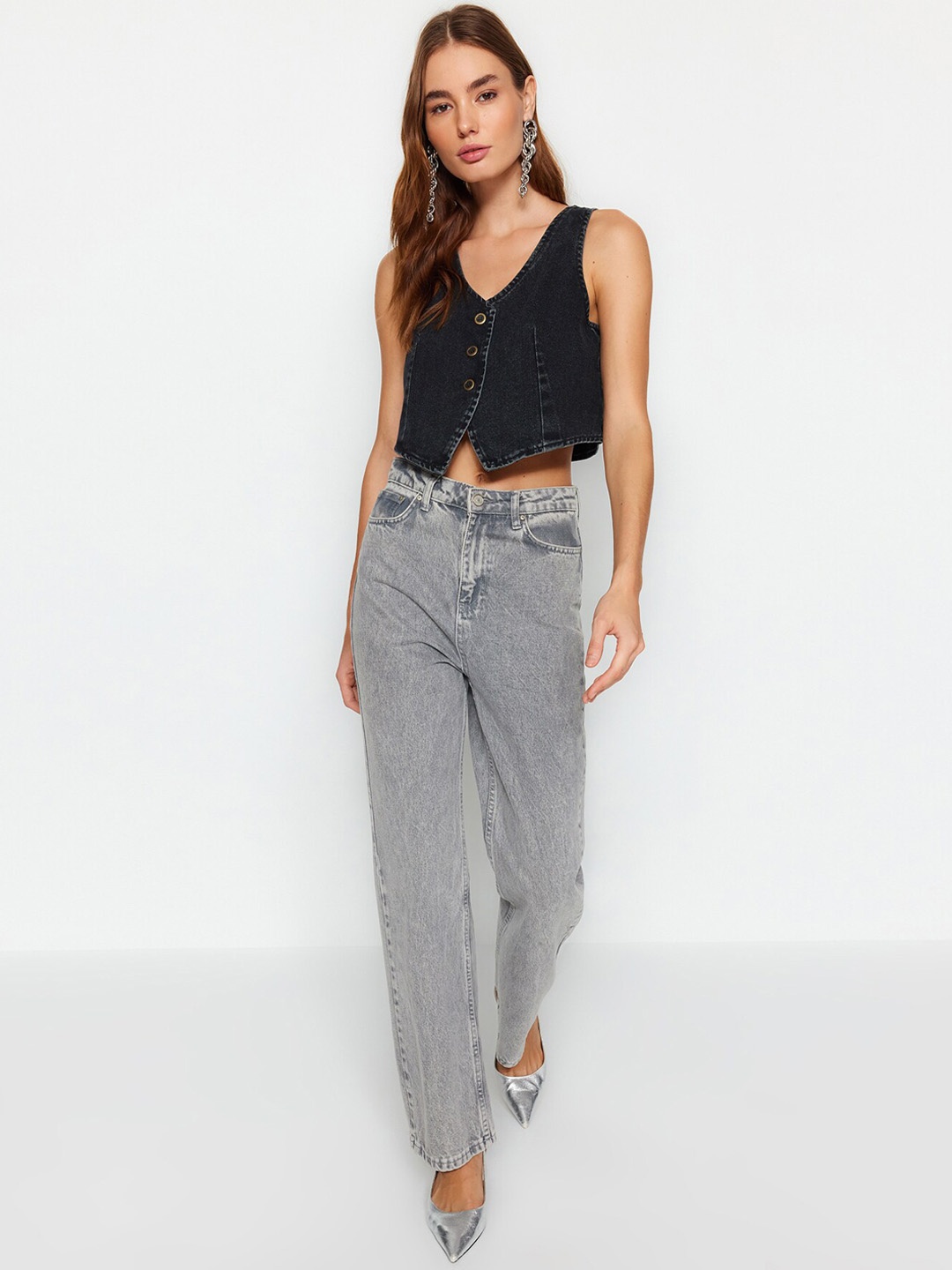 

Trendyol V-Neck Sleeveless Cotton Waistcoat, Black