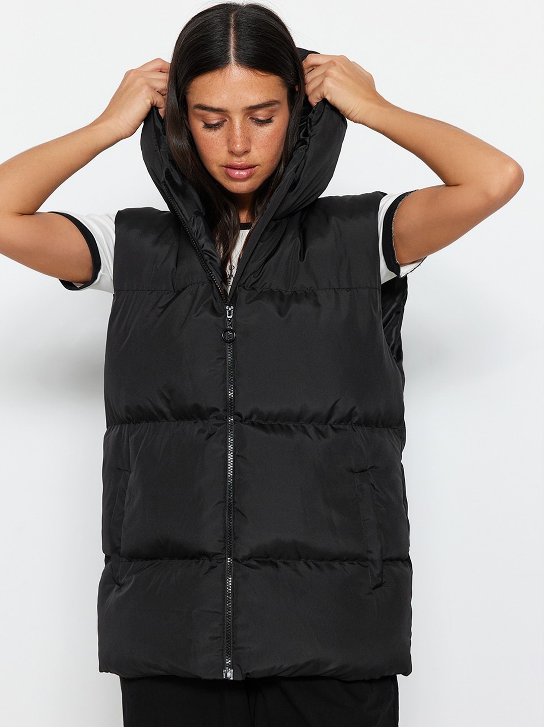 

Trendyol Hooded Sleeveless Puffer Jacket, Black