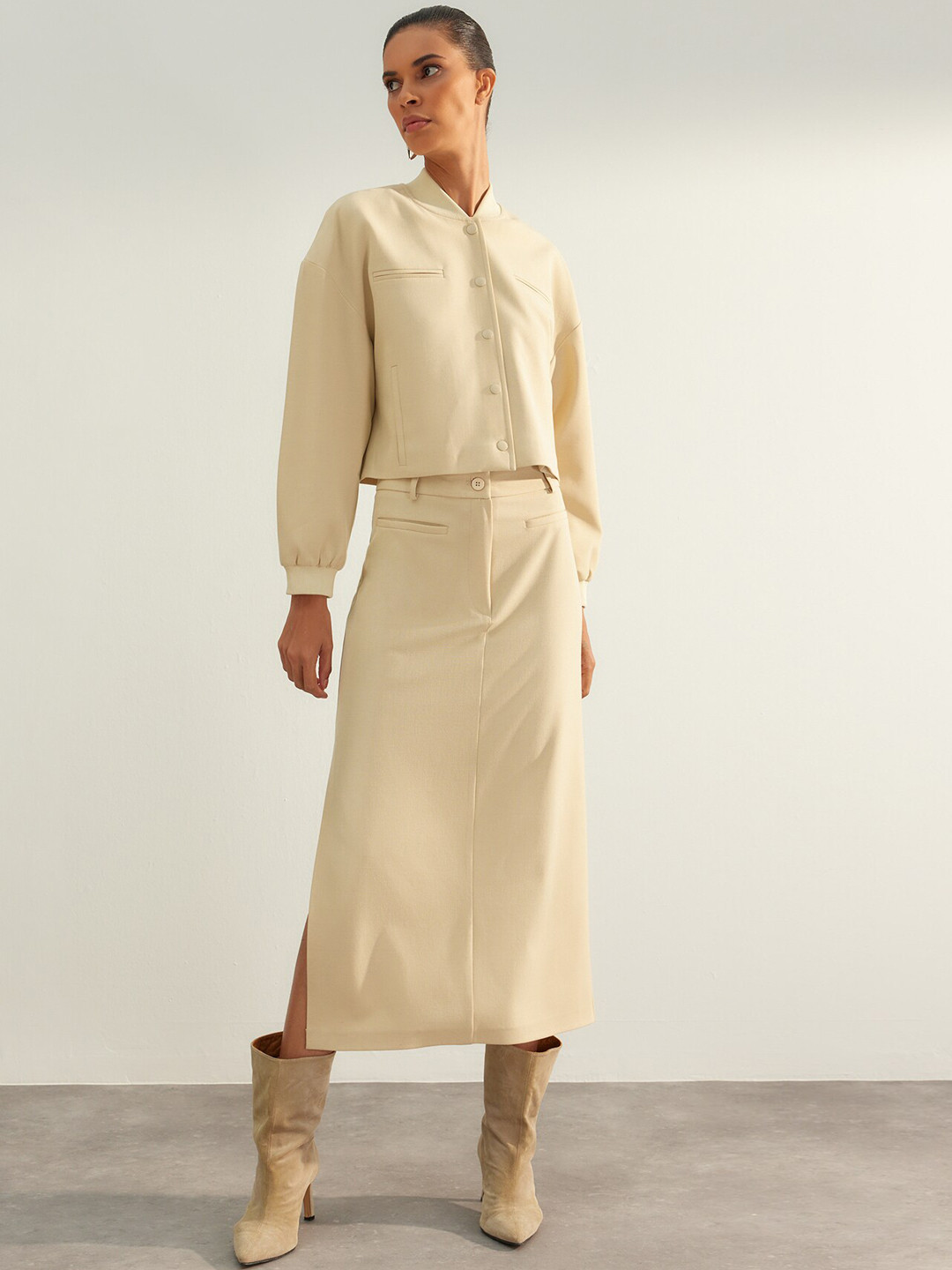 

Trendyol Stand Collar Long Sleeves Tailored Jacket, Beige