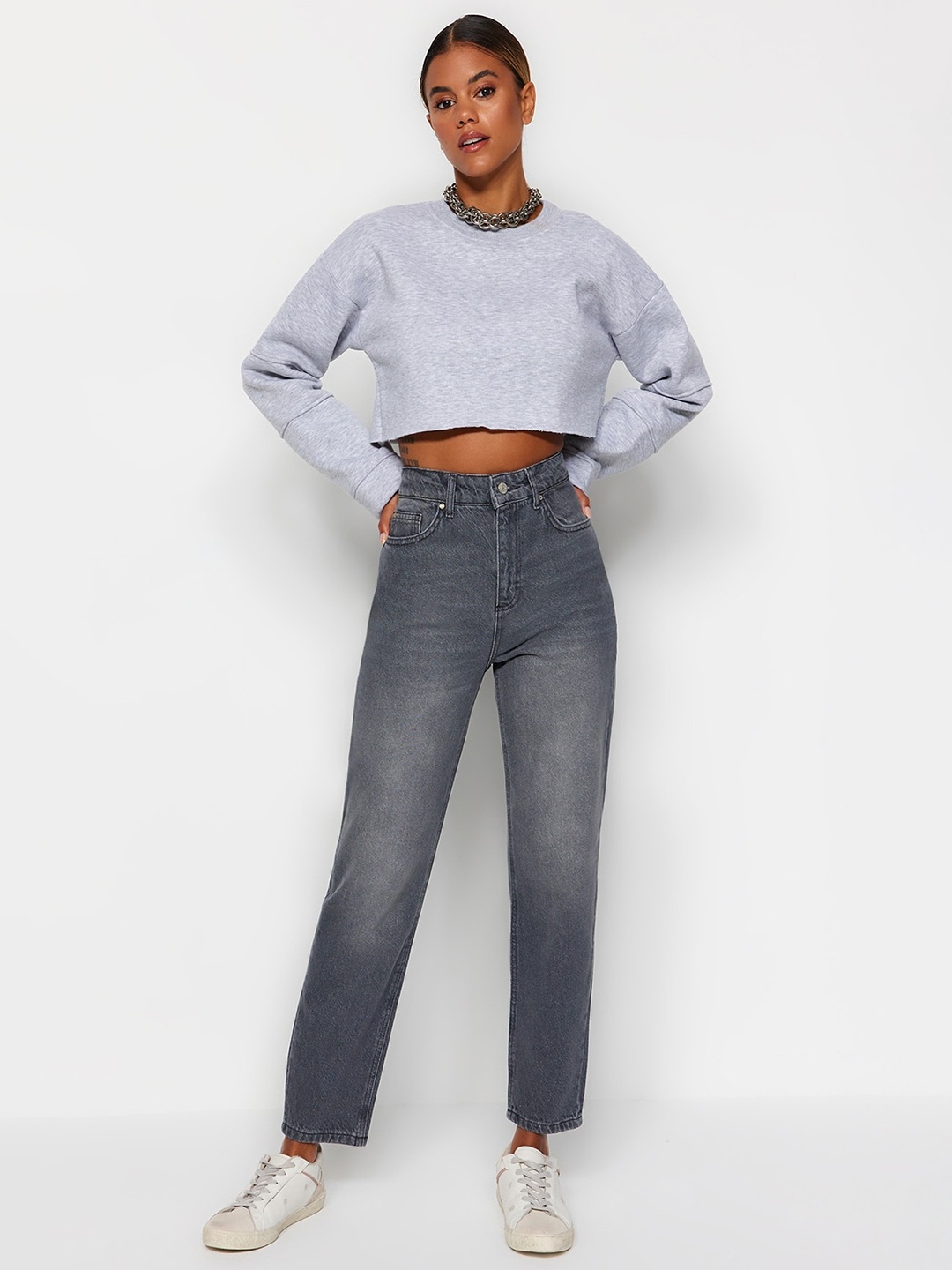 

Trendyol Women Straight Fit High-Rise Pure Cotton Heavy Fade Jeans, Grey