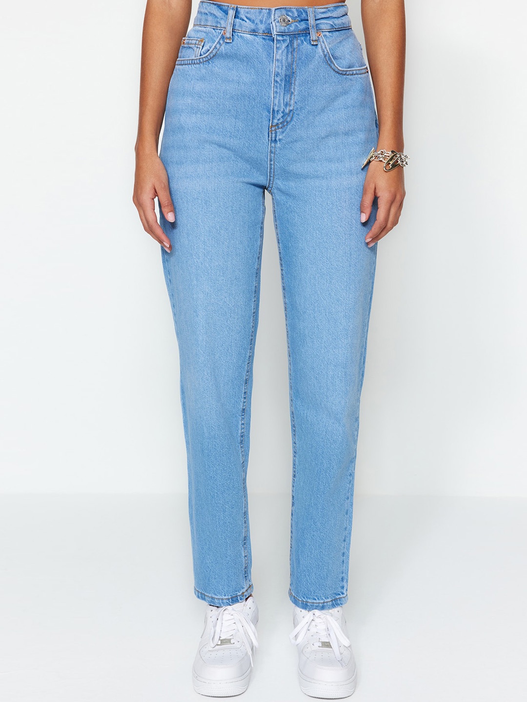 

Trendyol Women Clean Look High Rise Pure Cotton Jeans, Blue