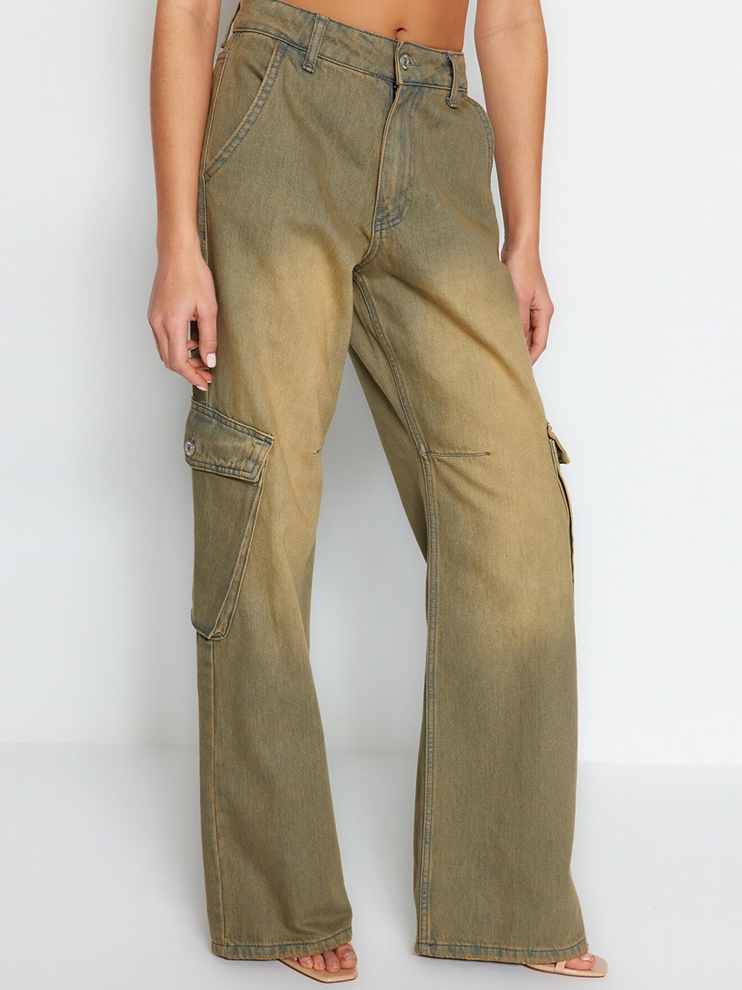 

Trendyol Women Flared Mid Rise Heavy Fade Cotton Jeans, Green