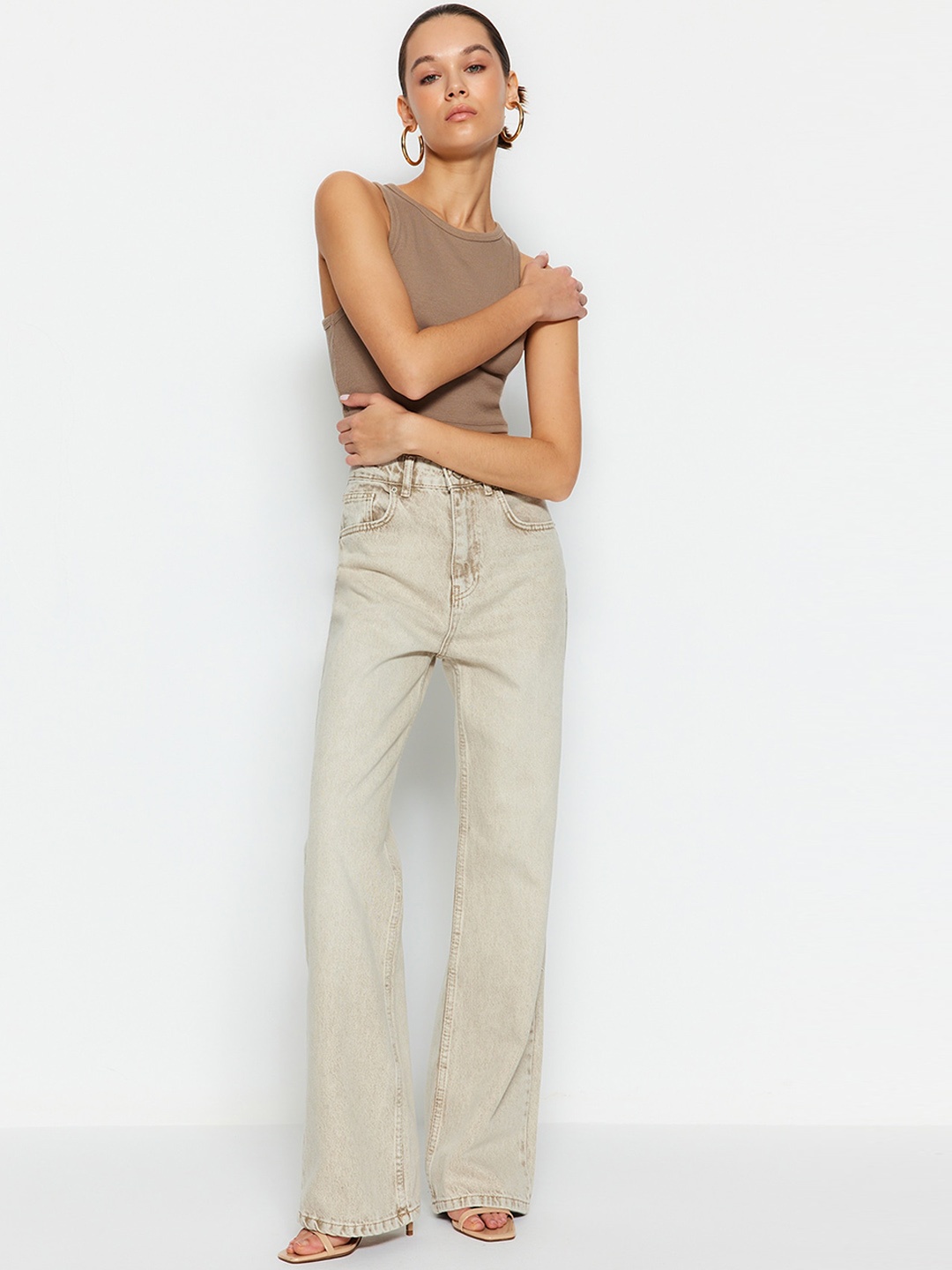 

Trendyol Women Mid-Rise Clean Look Pure Cotton Jeans, Beige