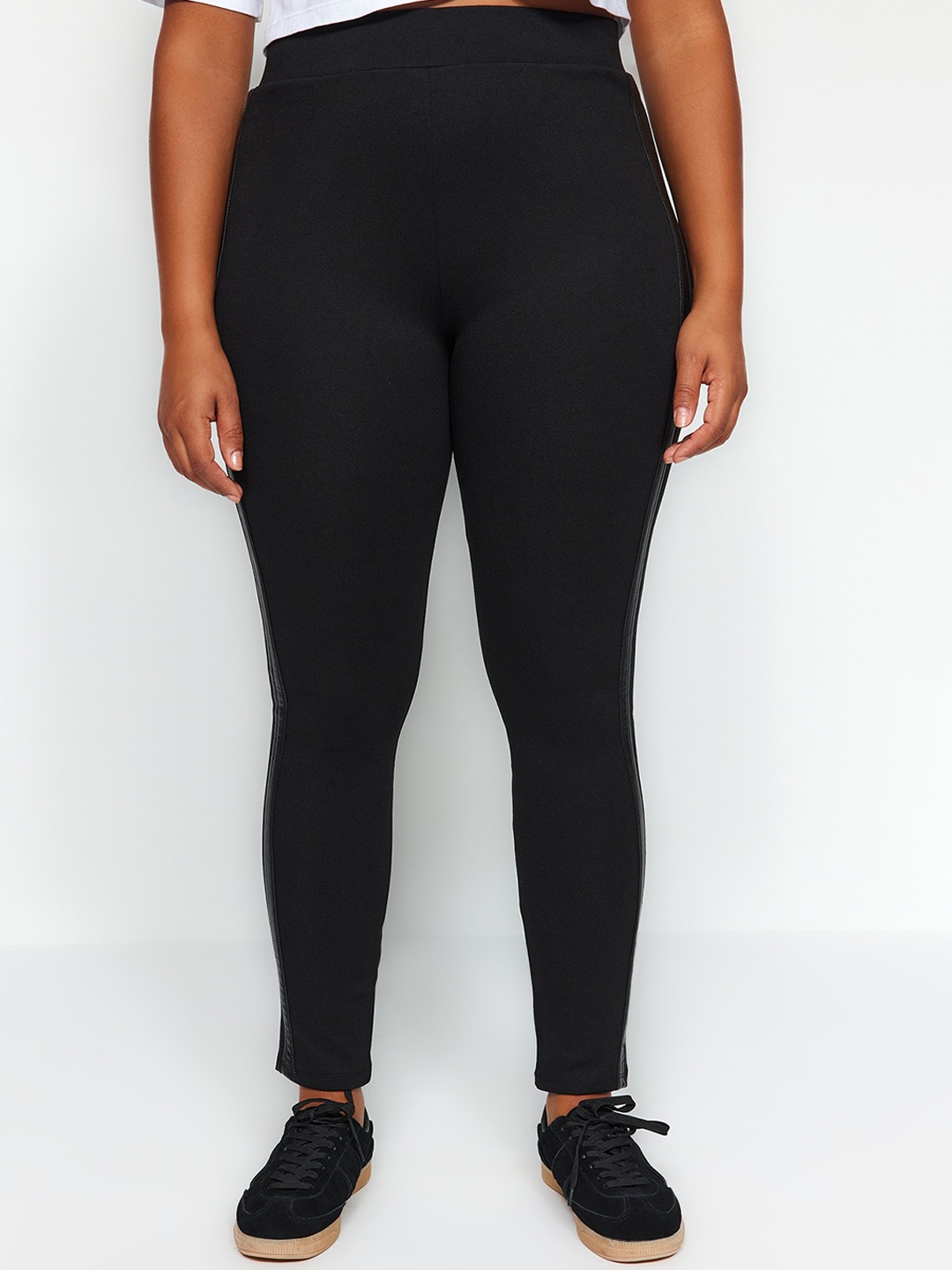 

Trendyol Plus Size Slim-Fit Ankle-Length Gym Tights, Black