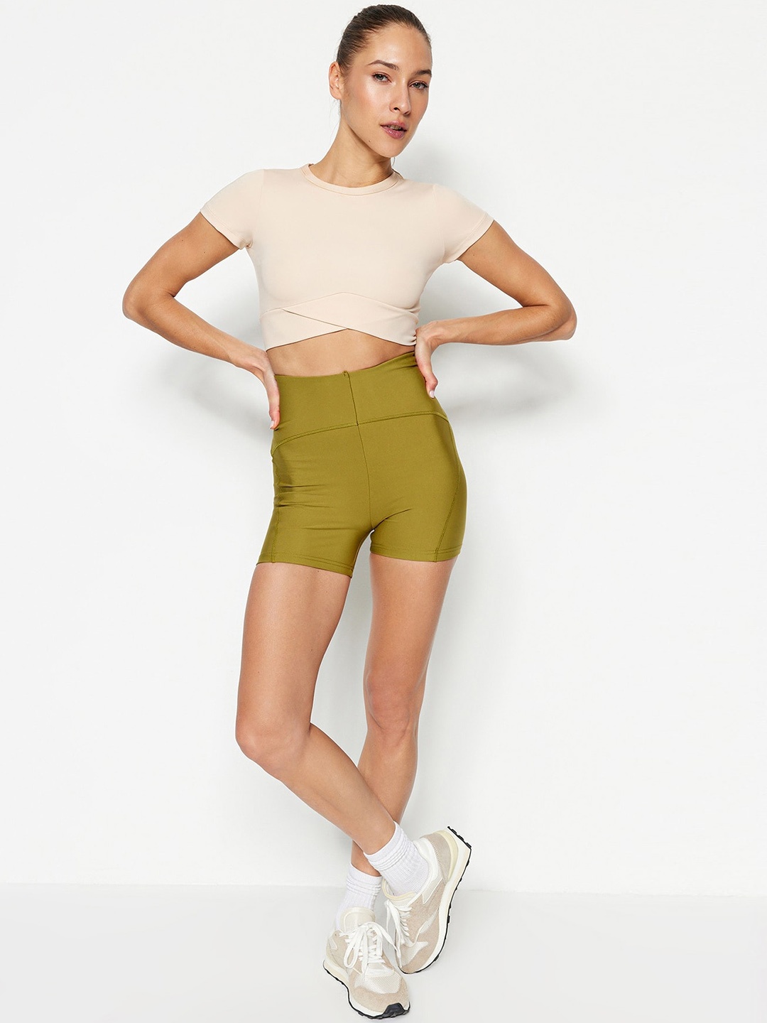 

Trendyol Women Training Or Gym Above Knee Tights, Green