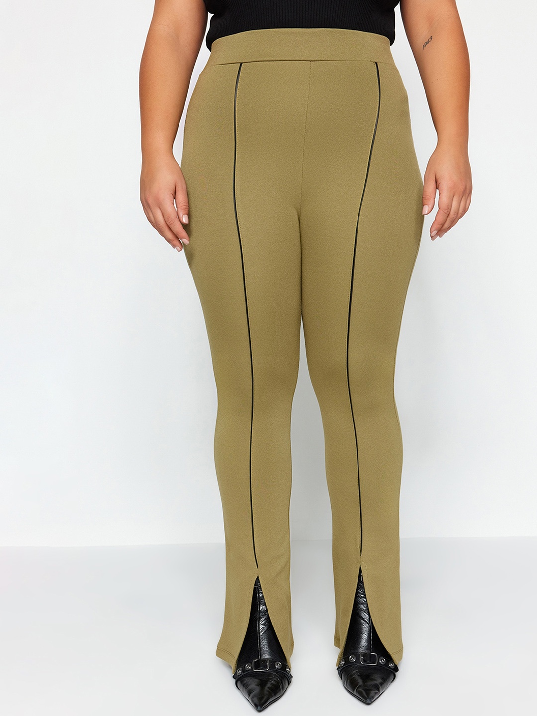 

Trendyol Plus Size Front Slit Leggings, Khaki