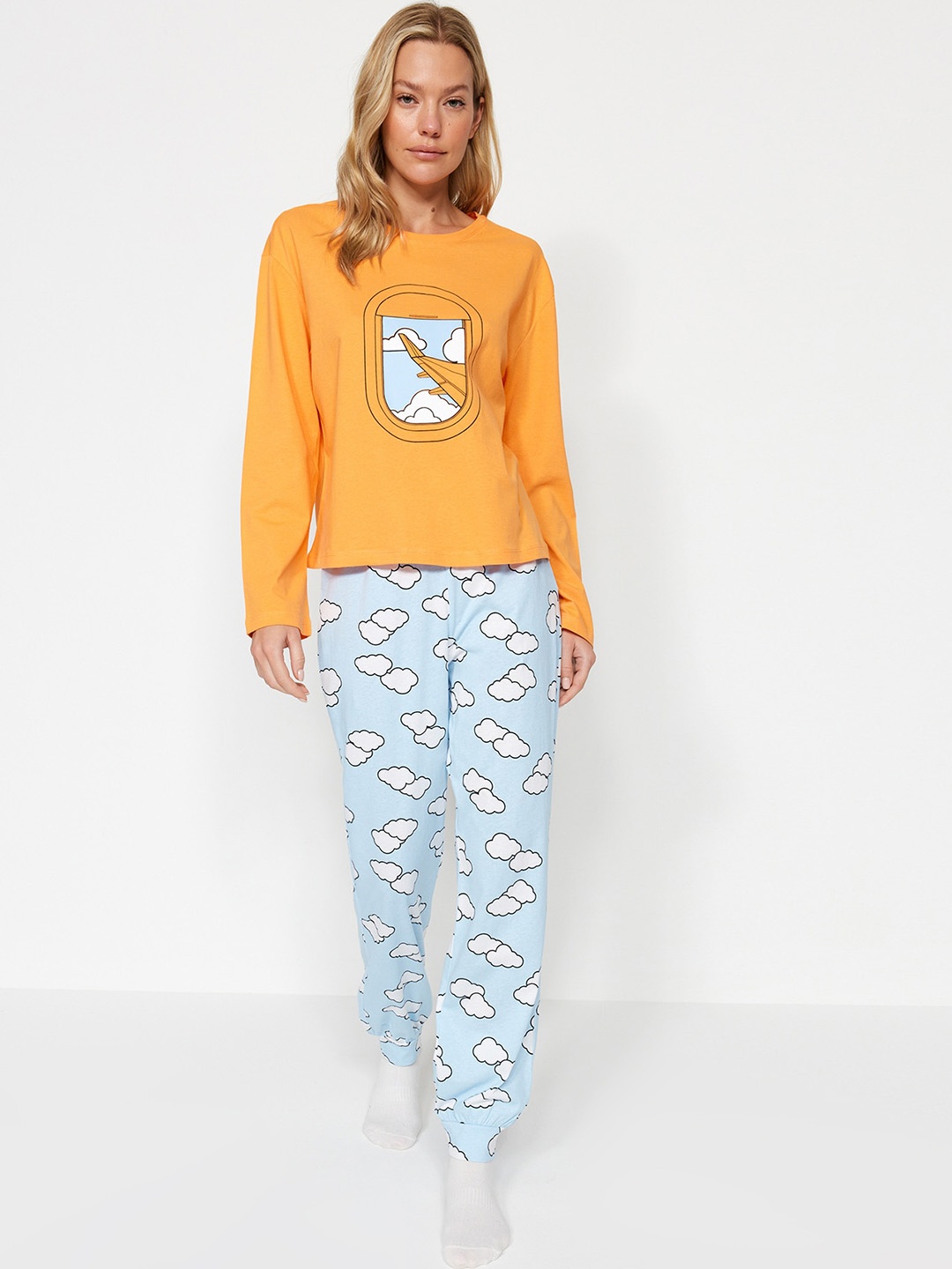 

Trendyol Graphic Printed Pure Cotton T-shirt With Pyjamas, Orange