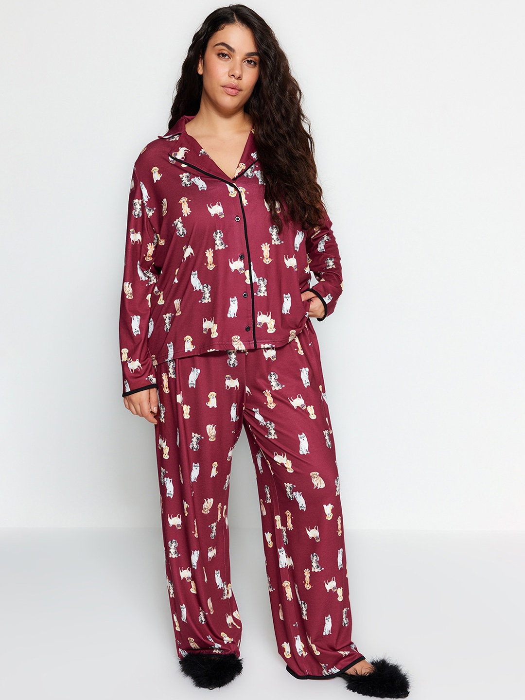 

Trendyol Graphic Printed Lapel Collar Shirt With Pyjamas, Red