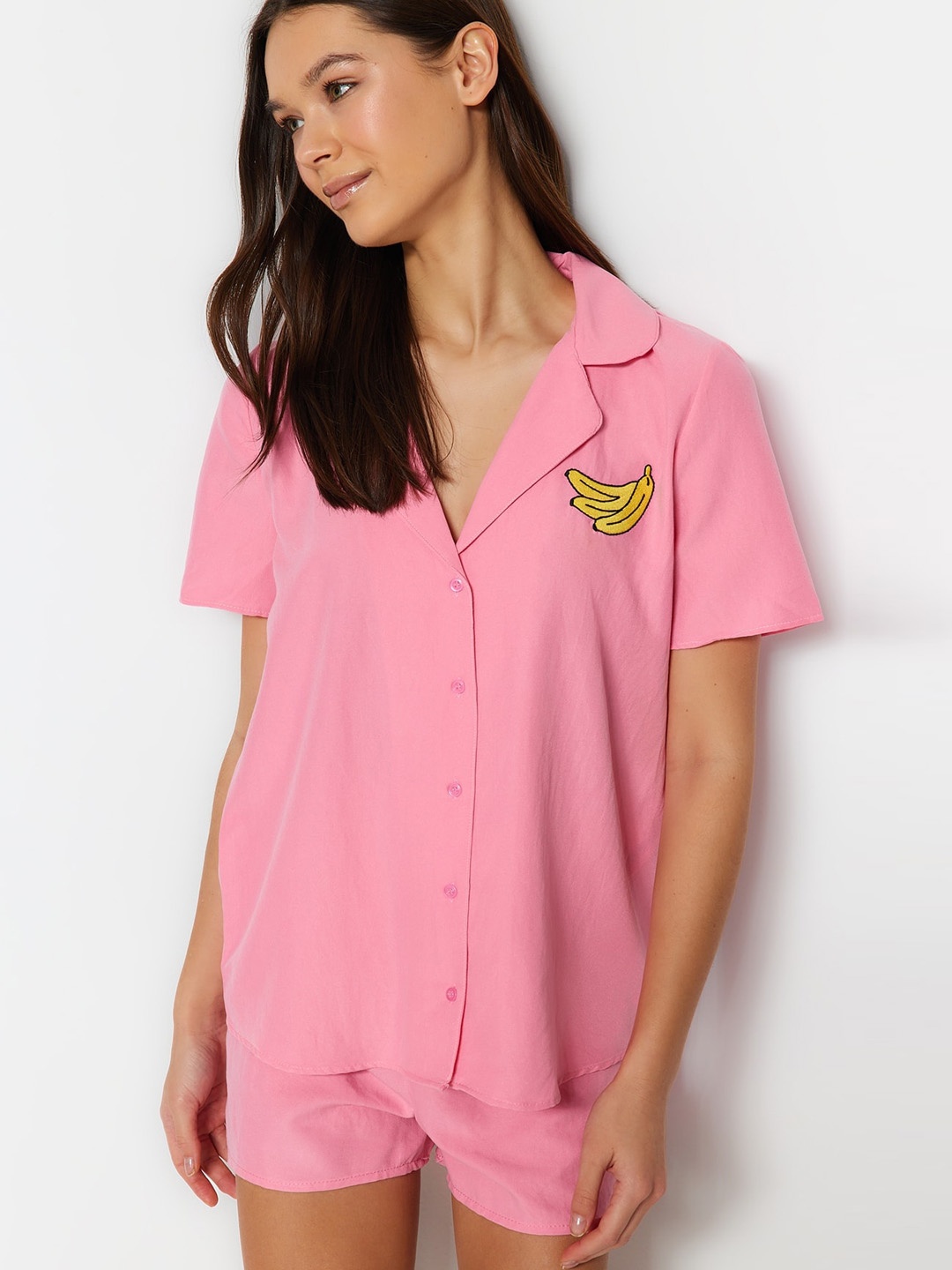 

Trendyol Embroidered Lapel Collar Shirt With Shorts, Pink