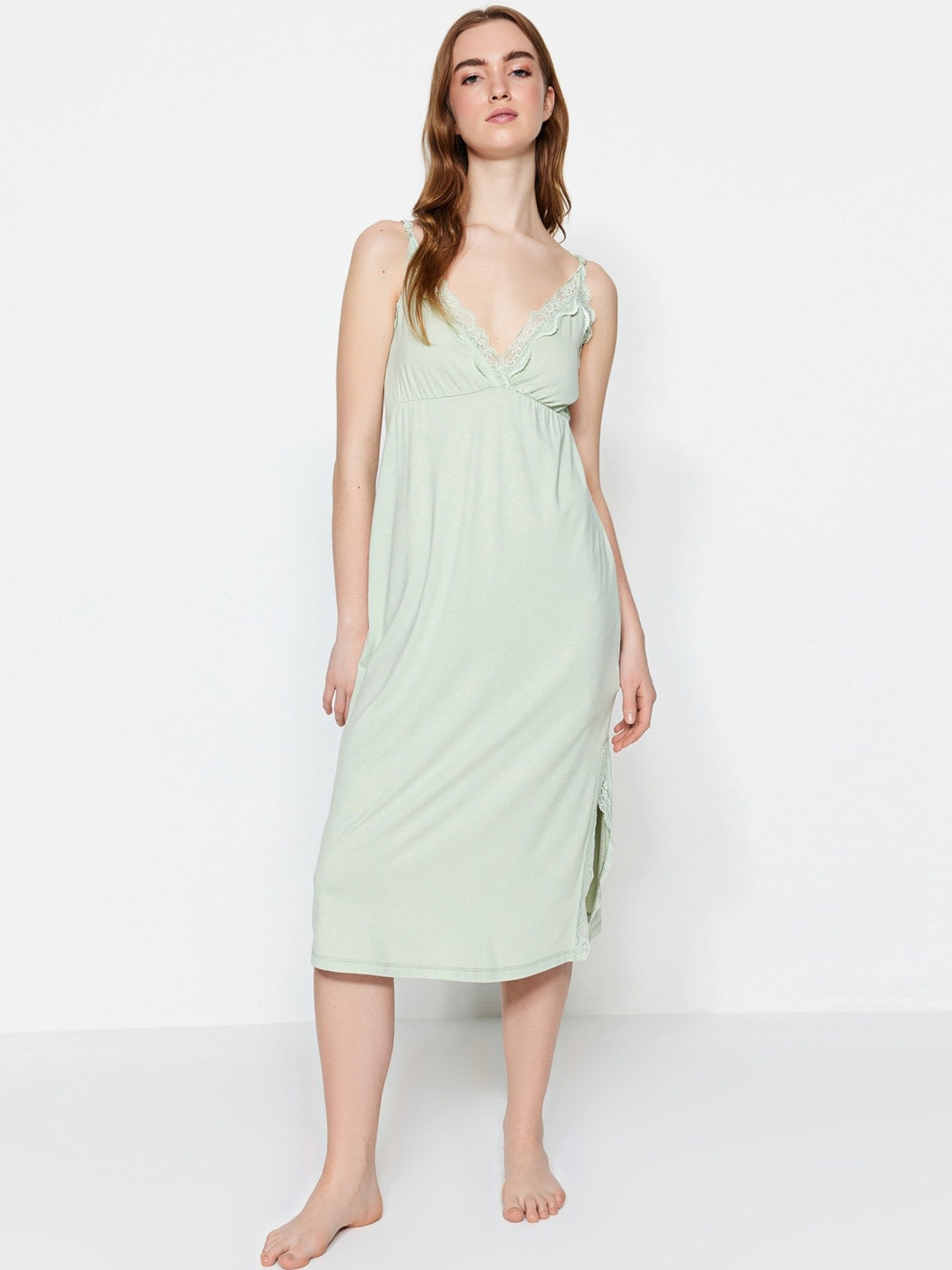 

Trendyol Shoulder Straps Lace Regular Nightdress, Green