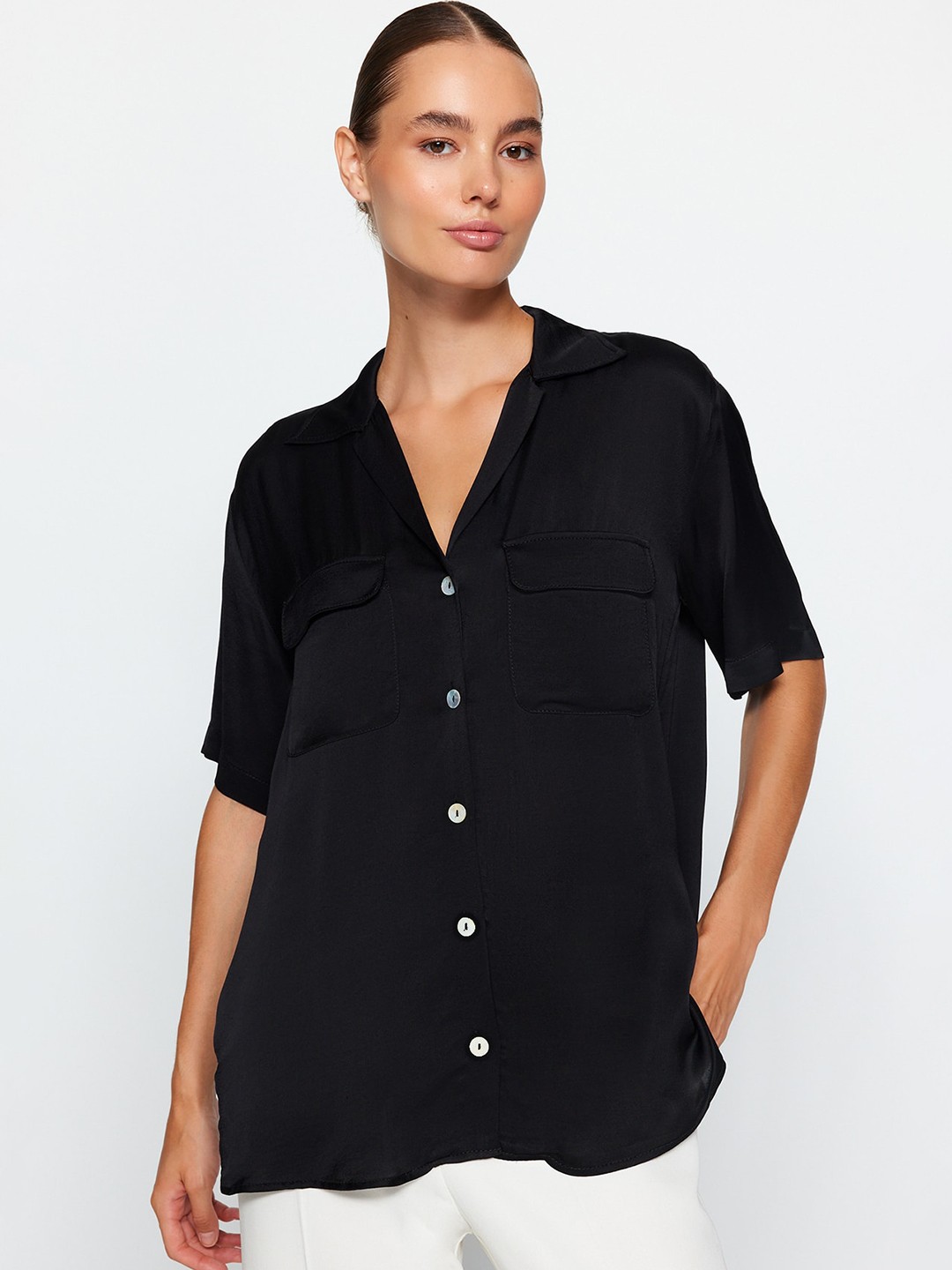 

Trendyol Spread Collar Short Sleeves Rayon Casual Shirt, Na
