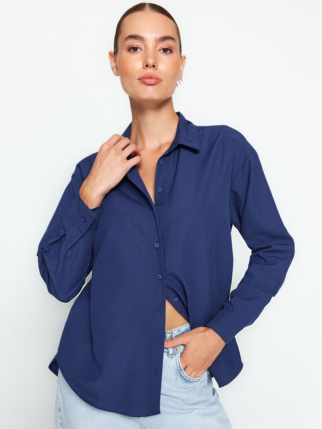 

Trendyol Spread Collar Long Sleeves Cotton Casual Shirt, Na