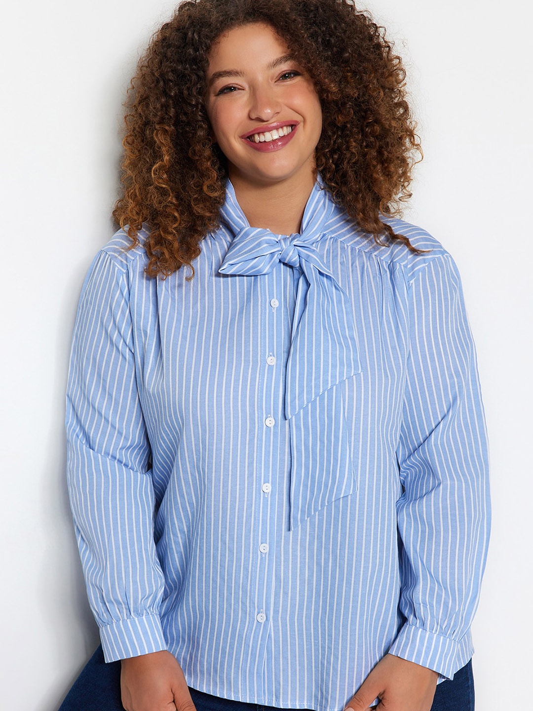 

Trendyol Striped Tie-Up Collar Long Sleeves Regular Fit Casual Shirt, Blue