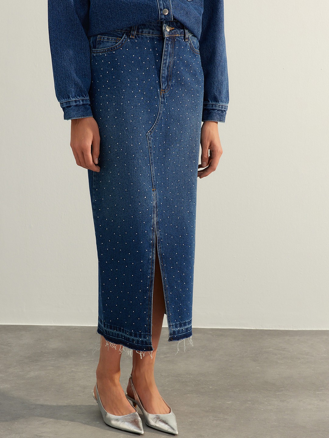 

Trendyol Self Design Pencil Midi Pure Cotton Skirt, Blue
