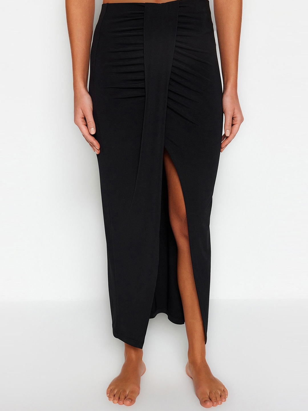 

Trendyol Front Slit Pencil Knee Length Opaque Casual Skirts, Black
