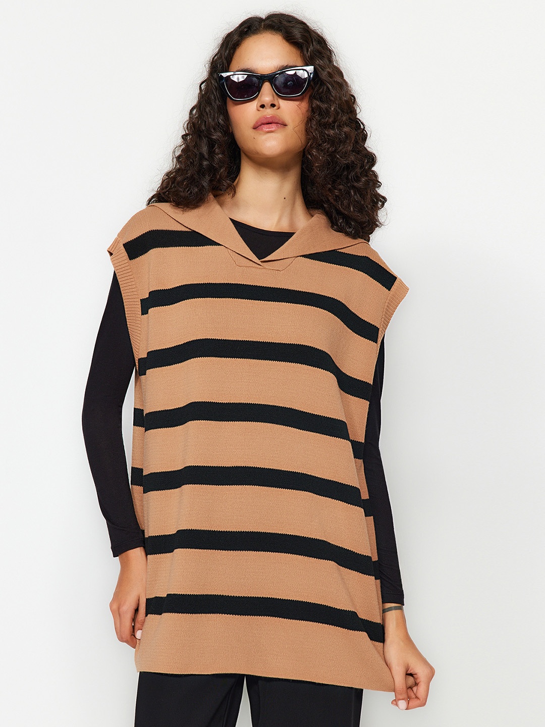 

Trendyol Striped Spread Collar Acrylic Sweater Vest, Black