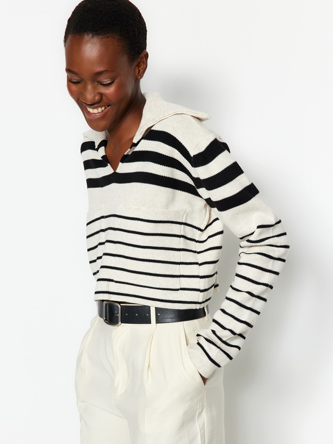 

Trendyol Striped Shawl Collar Acrylic Pullover, White