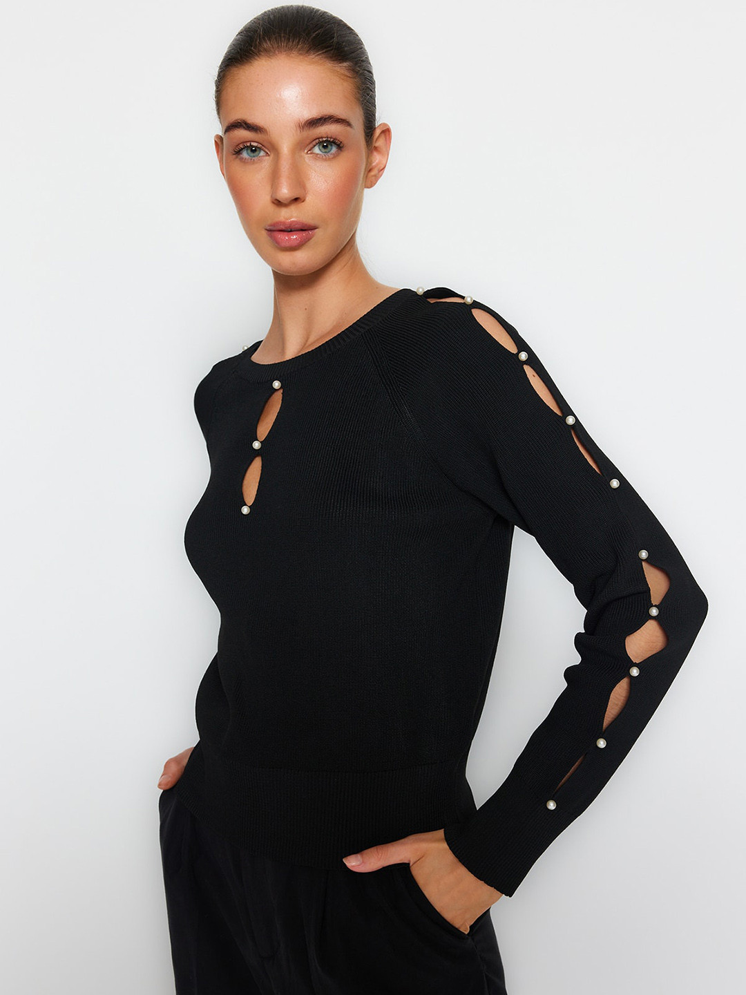 

Trendyol Fitted Top, Black