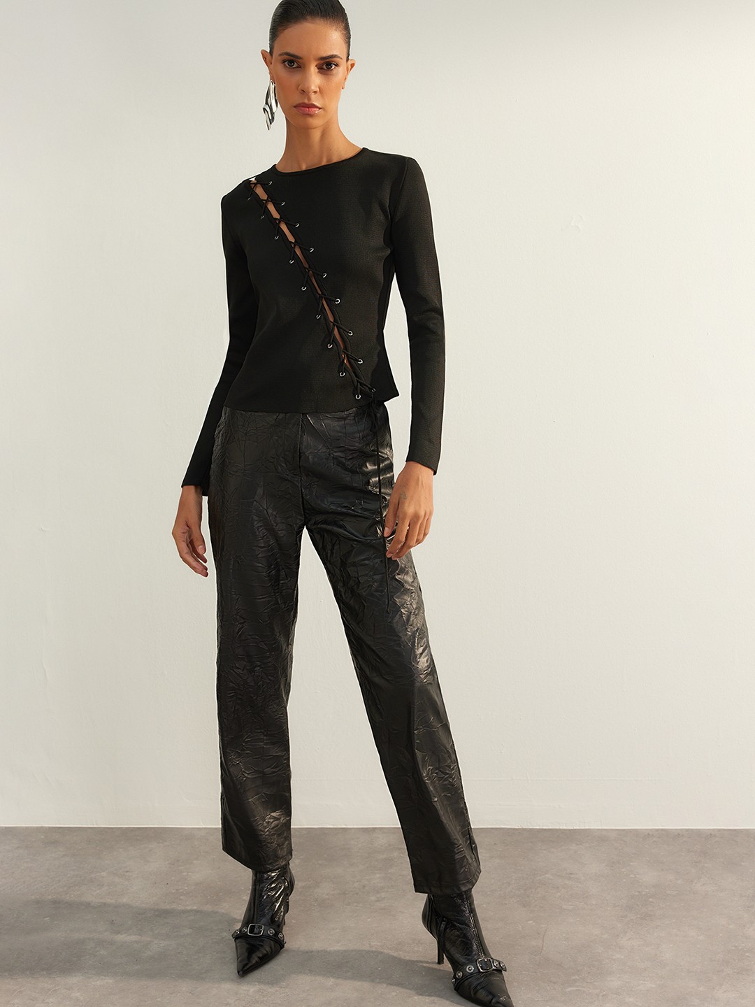

Trendyol Long Sleeves Pullover, Black