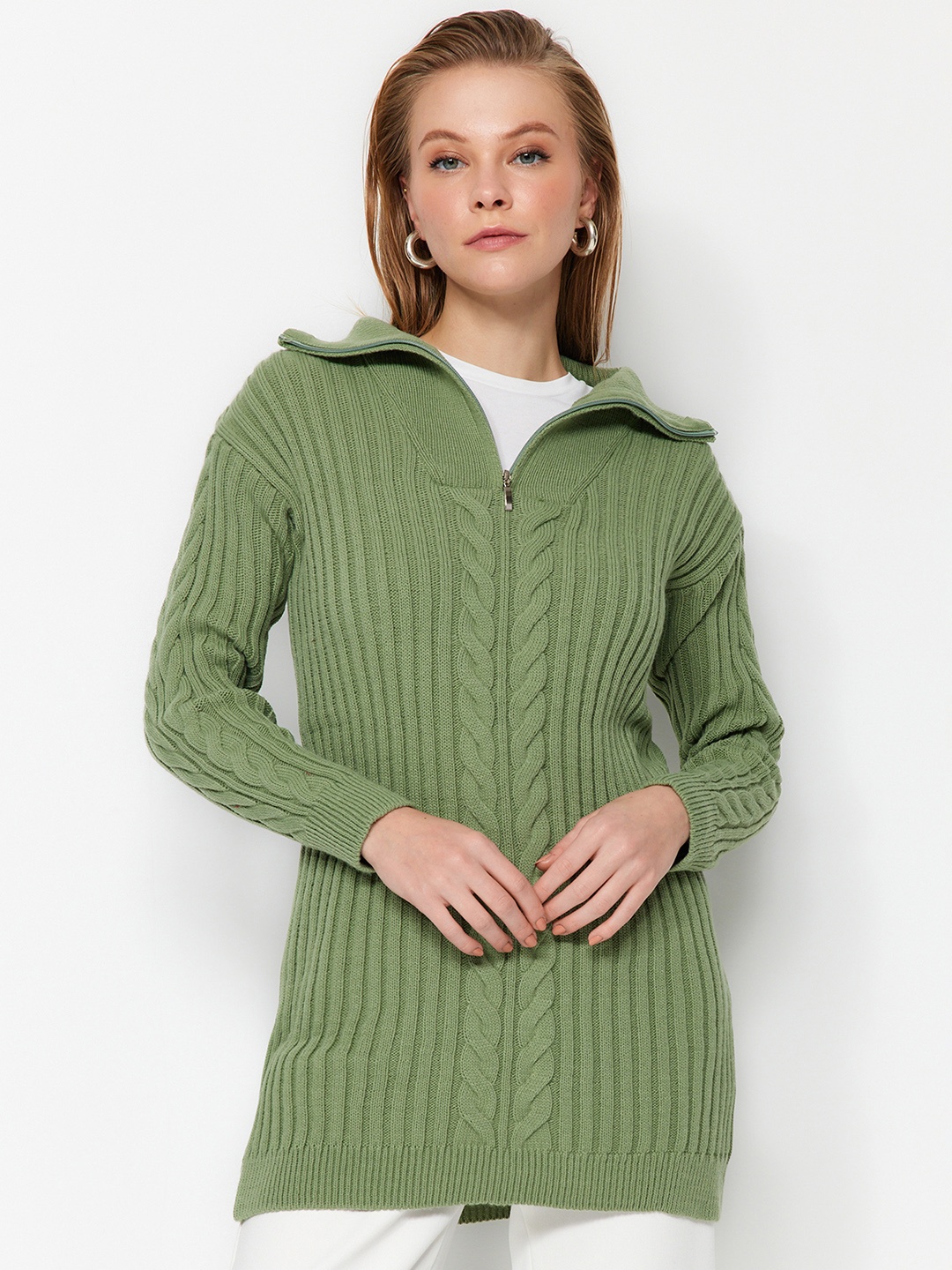 

Trendyol Cable Knit Self Design Longline Acrylic Pullover Sweater, Green